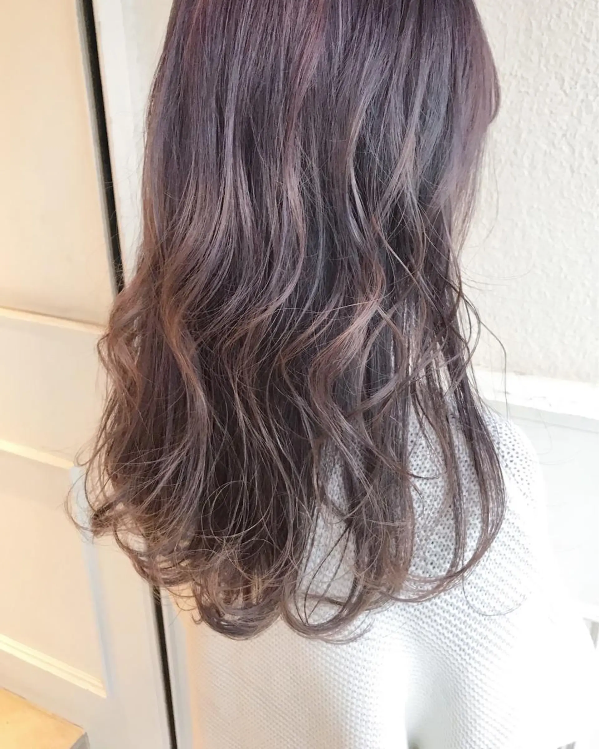 セミロング ラベンダーベージュ カット Musiiik hairのヘアスタイル