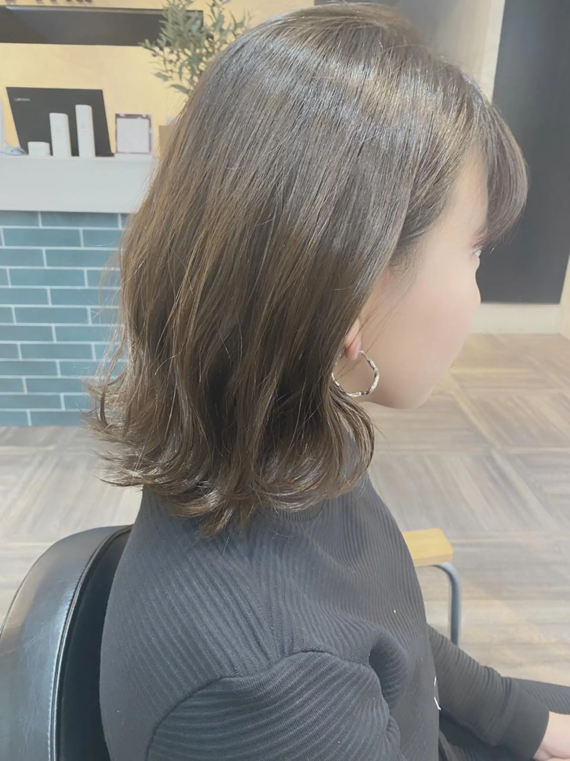 ミディアム 西岡 翼のヘアスタイル