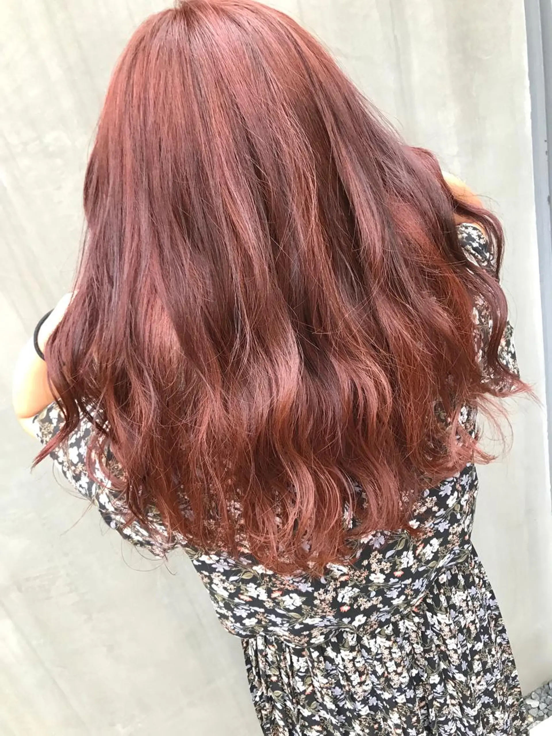 セミロング カラー ブリーチ ブリーチなしカラー ピンクカラー 赤み消し韓国ヘア レイヤー縮毛🤍渡邉のヘアスタイル