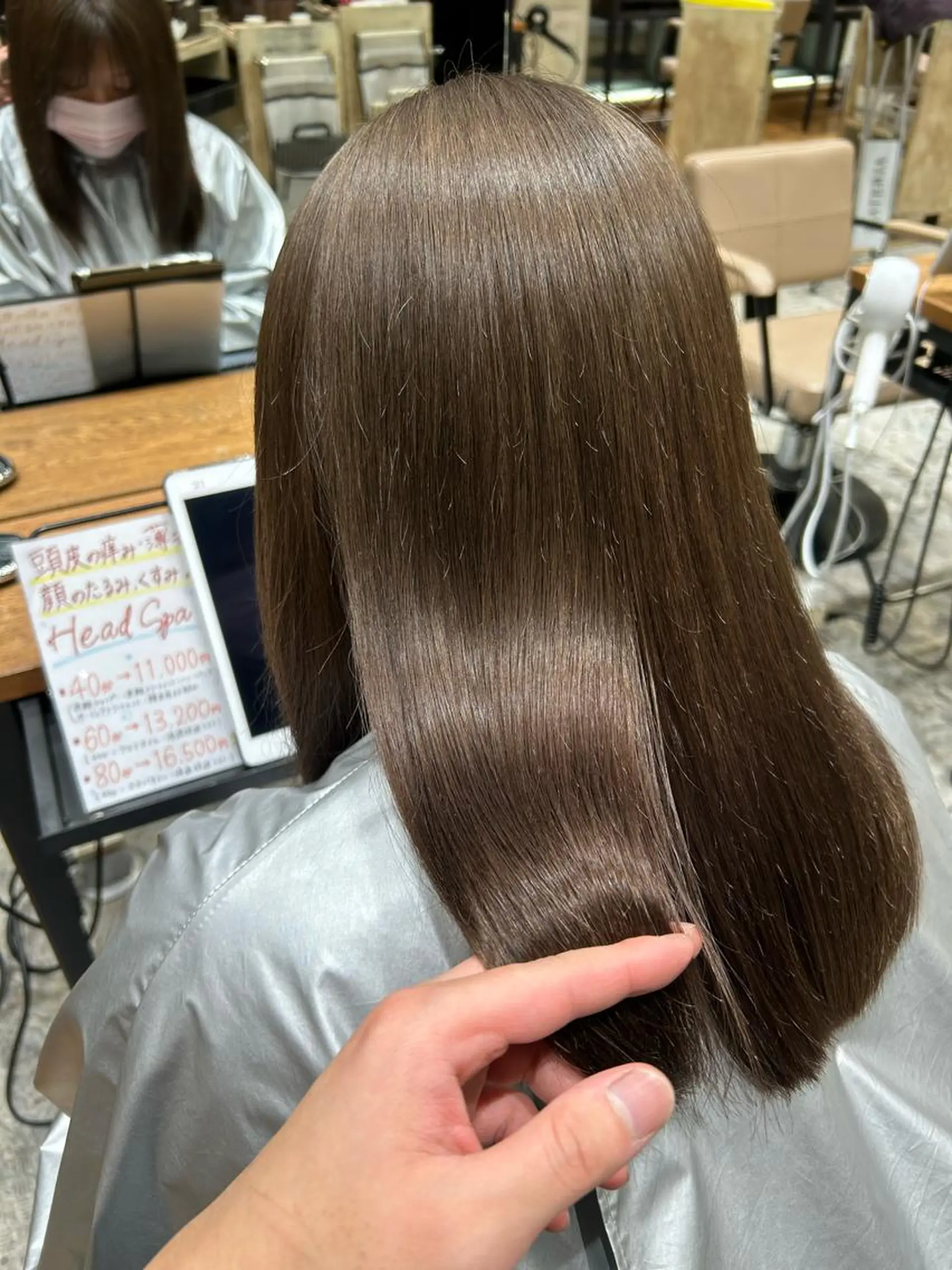 ロング カラー パーマ バレイヤージュ ブリーチ ケアブリーチ ダブルカラー ハイライトカラー カット ヘアカラー 縮毛矯正 トリートメント 新宿✨顔周りカット 韓国ヘア/坂本亜裟海のヘアスタイル