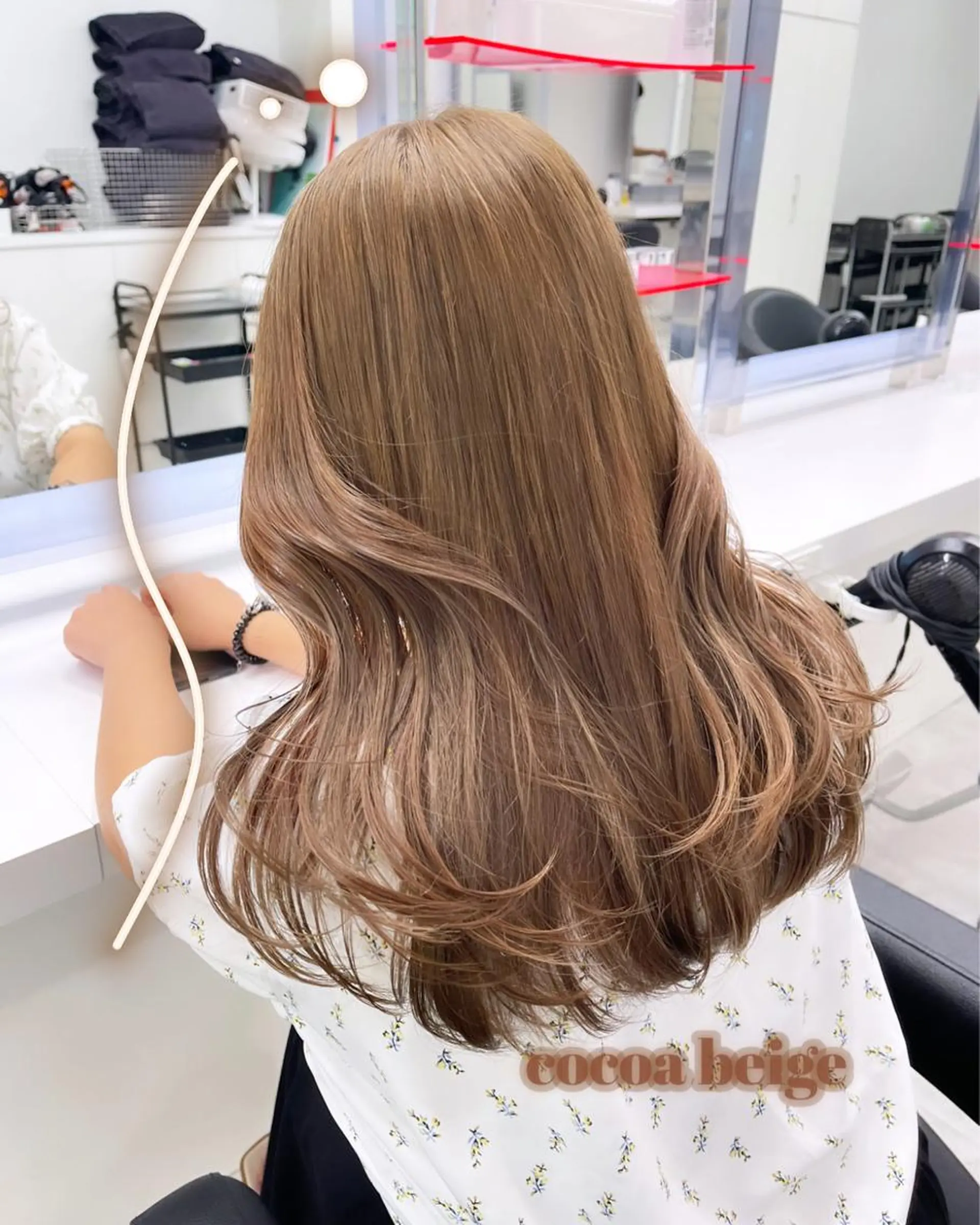 ロング カラー 𝘳𝘺𝘰𝘬𝘢 髪質改善／ブリーチのヘアスタイル