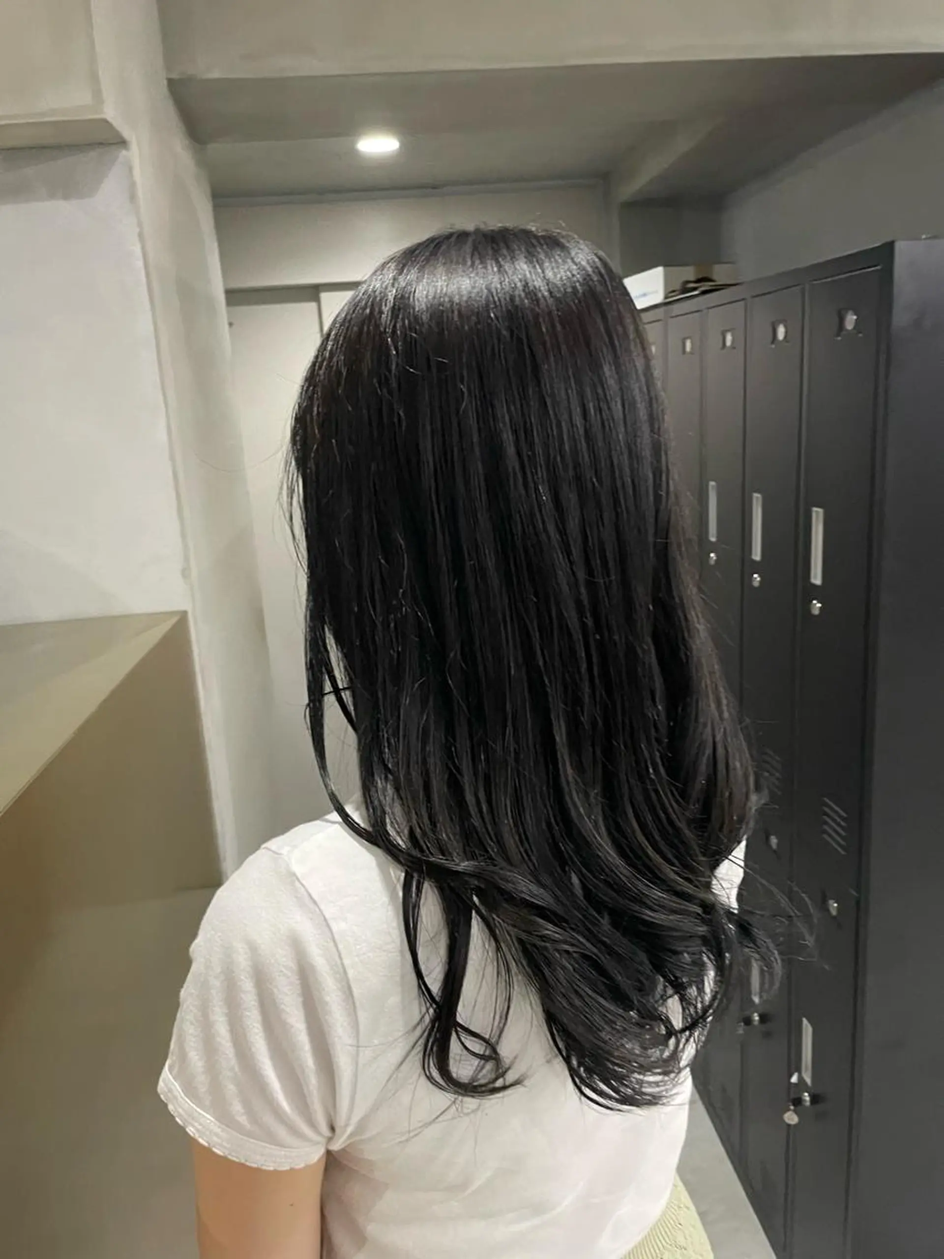 セミロング カラー ヘアアレンジ 黒髪 ブルーカラー ブルーブラック HERMITAGE/ chihiroのヘアスタイル