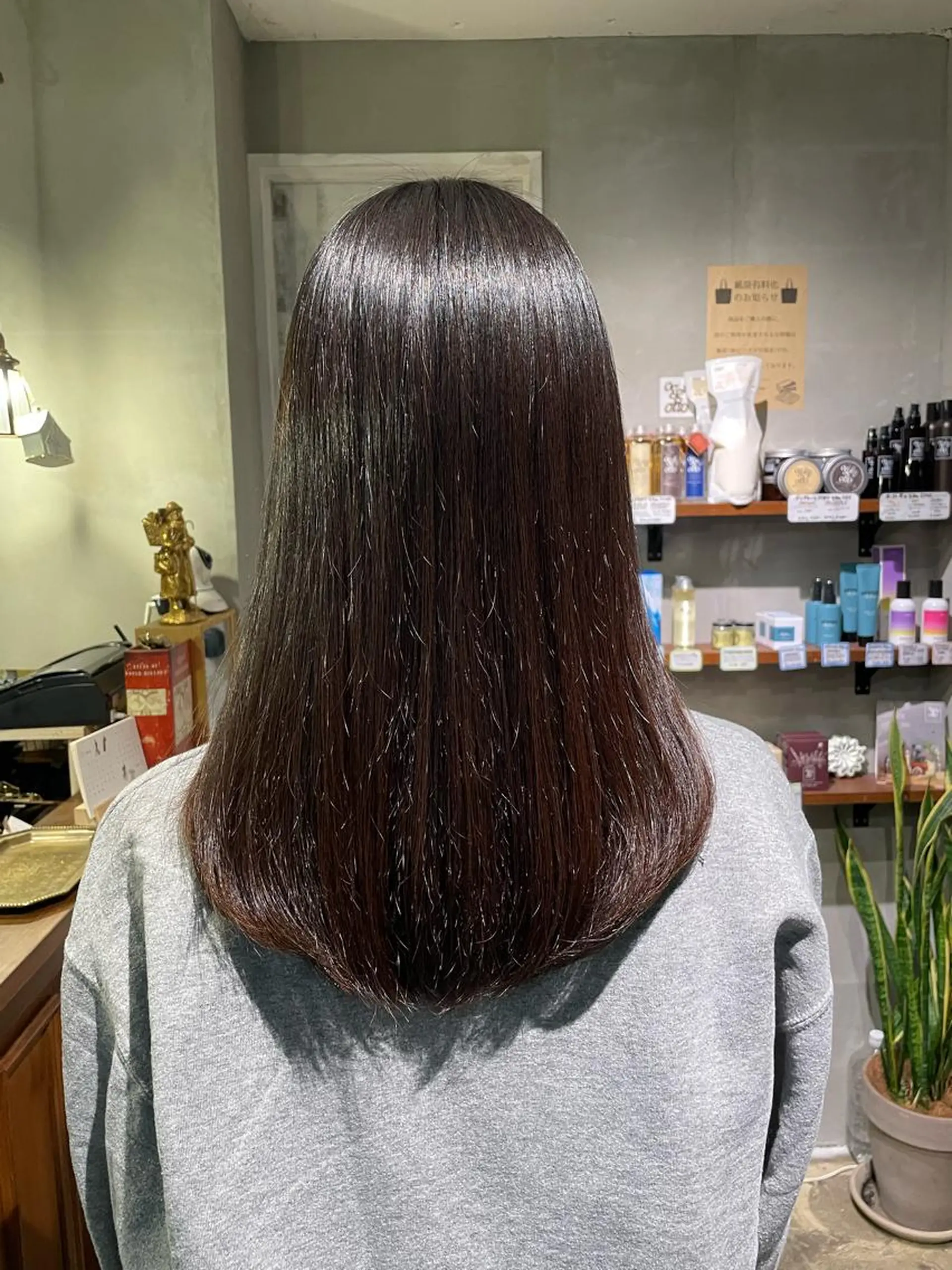 ロング 中村 彩乃のヘアスタイル