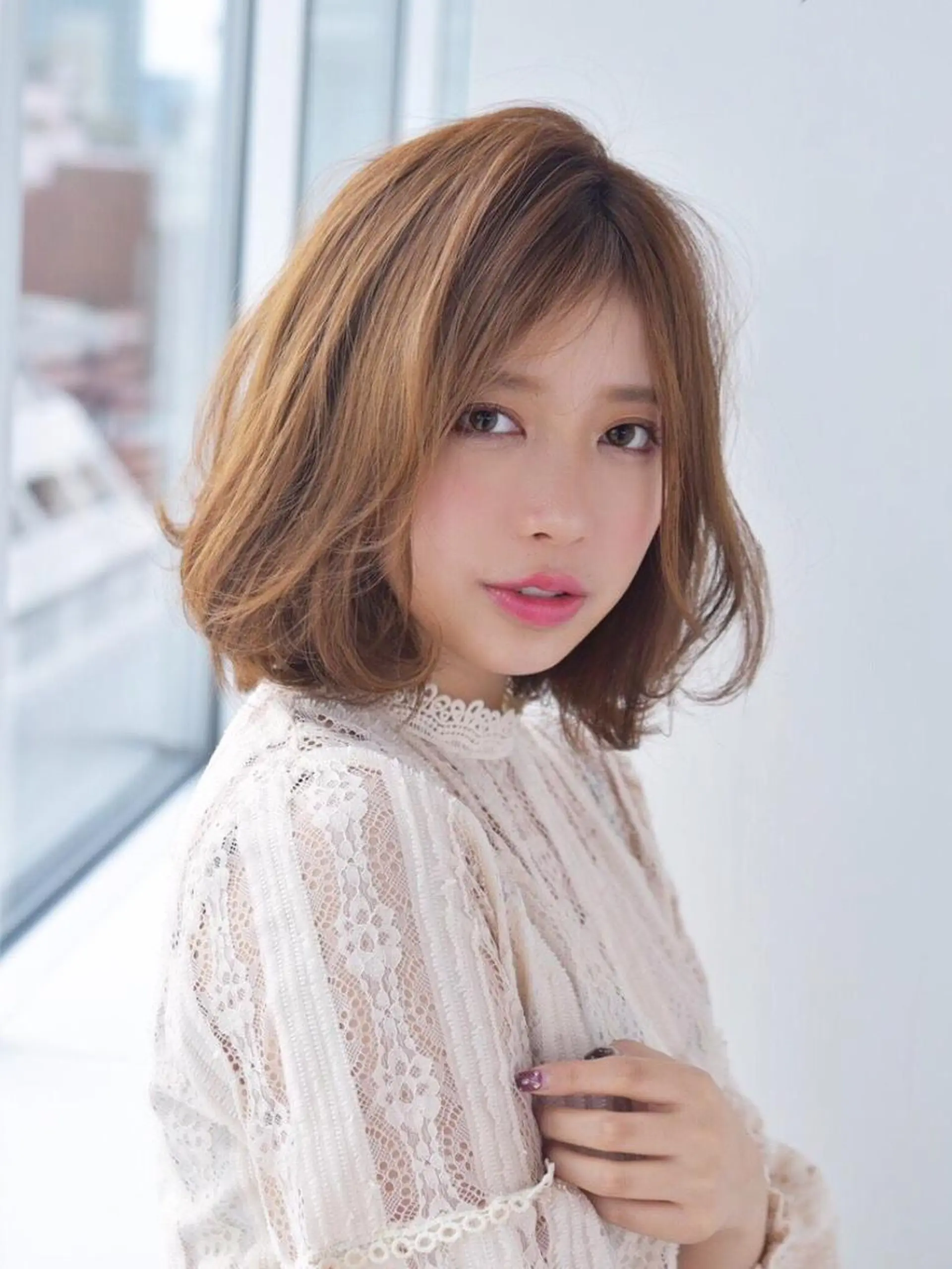 ショート カラー ベージュカラー ボブ 野々山 直貴のヘアスタイル