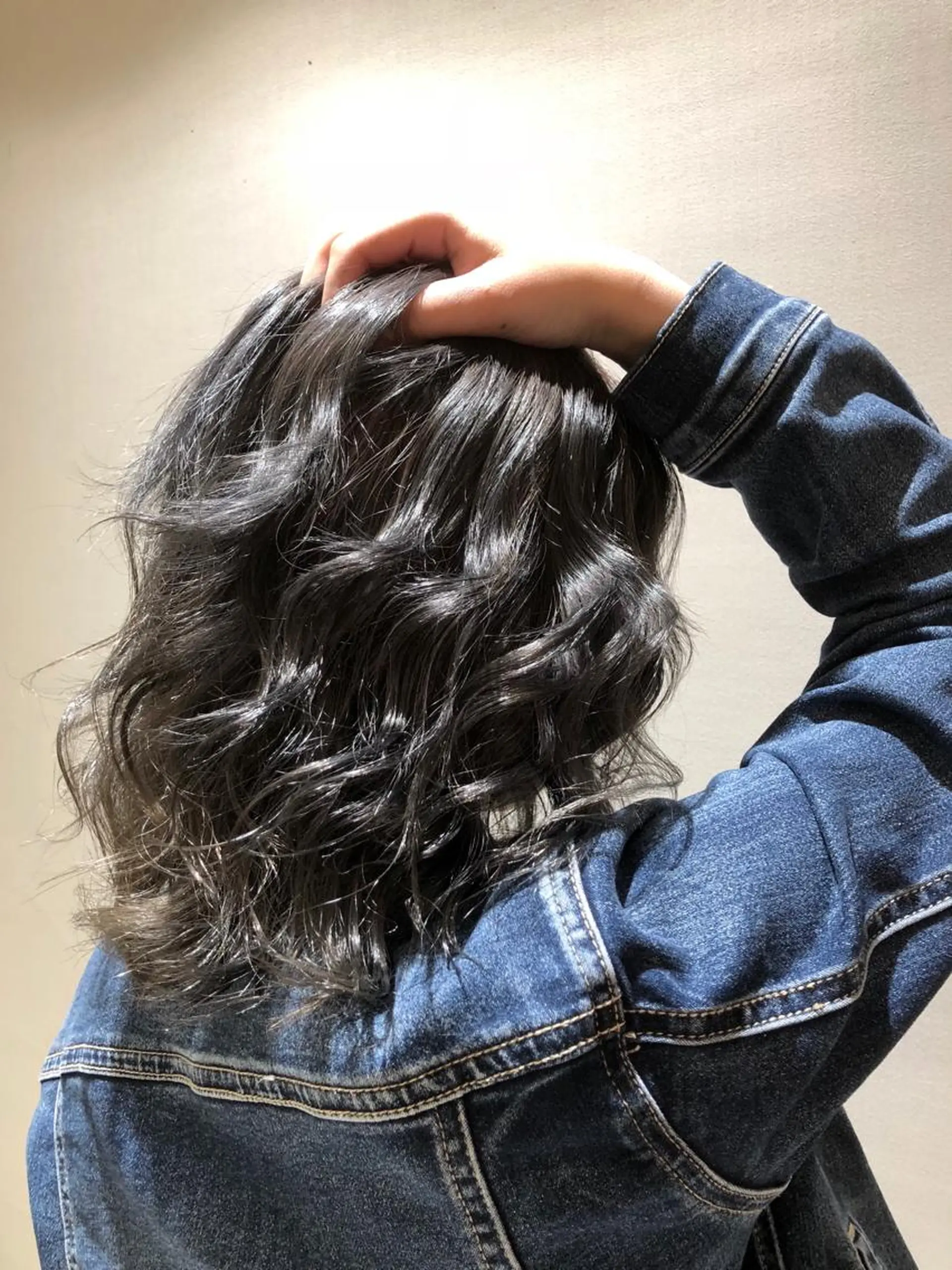 ミディアム カラー アンドウ ユウ/ レイヤーカット/韓国のヘアスタイル