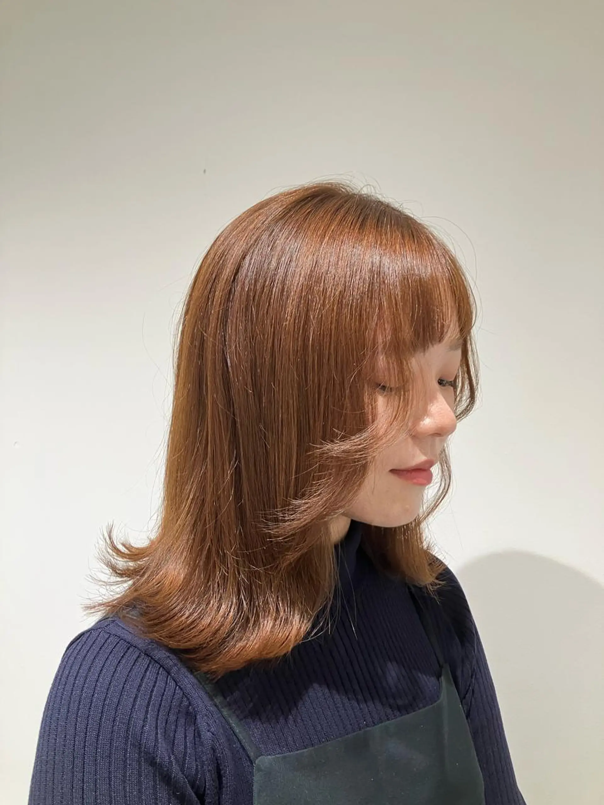 ミディアム 平松 里穗のヘアスタイル