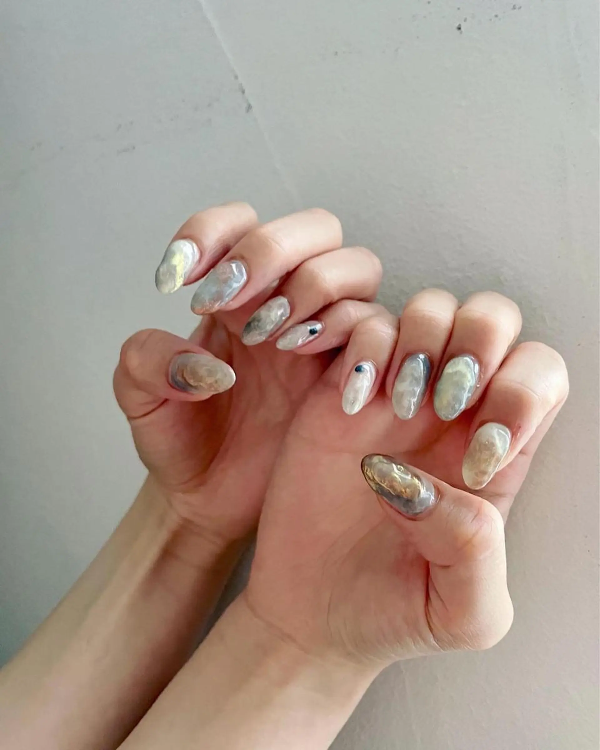 ネイル フットネイル ジェルネイル 韓国ネイル マグネットネイル ニュアンスネイル ハンドネイル フットネイル 甲府市徳行 🧸prunelleのネイルデザイン