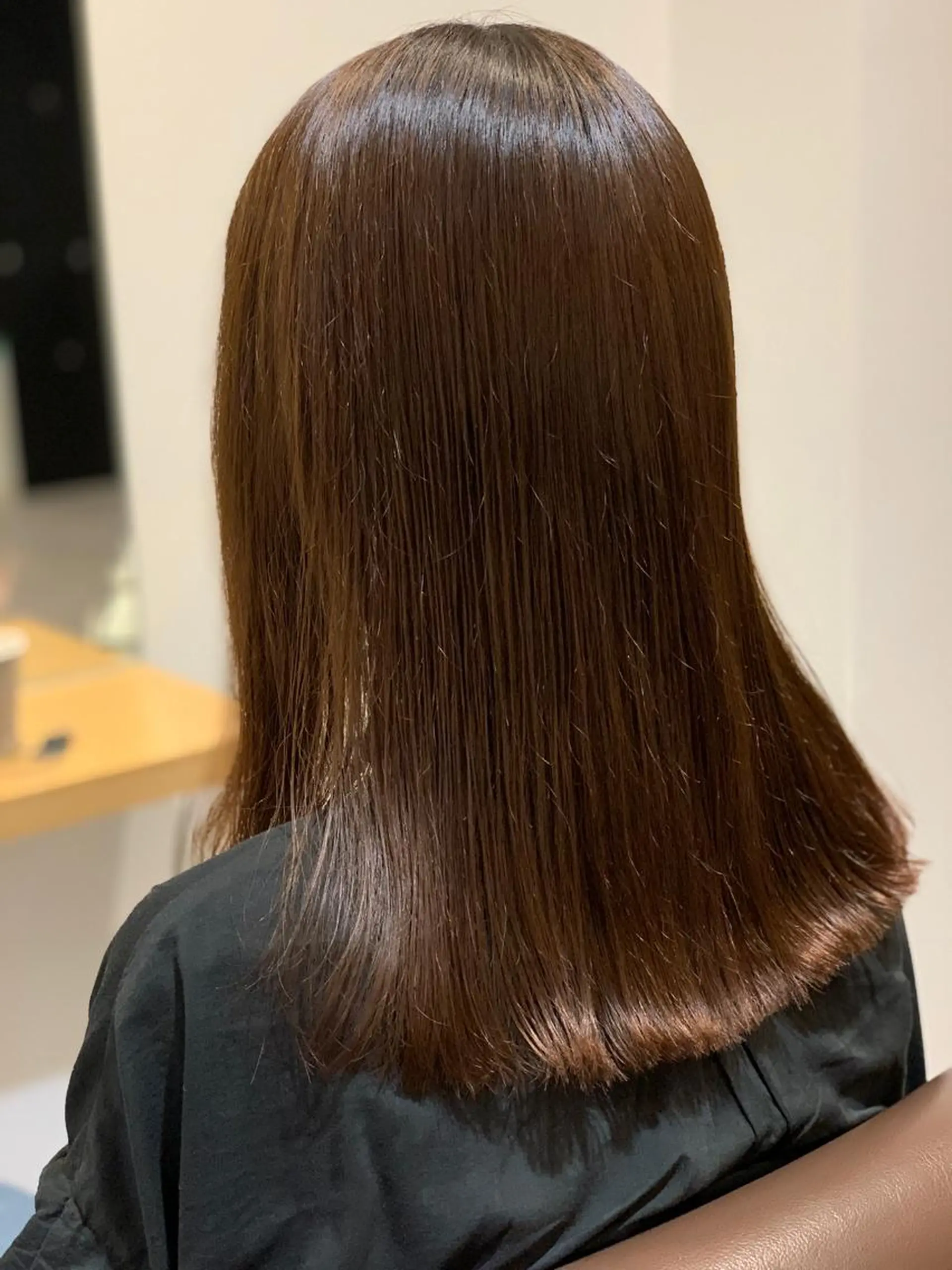 セミロング カット 縮毛矯正 MIA 菅原のヘアスタイル