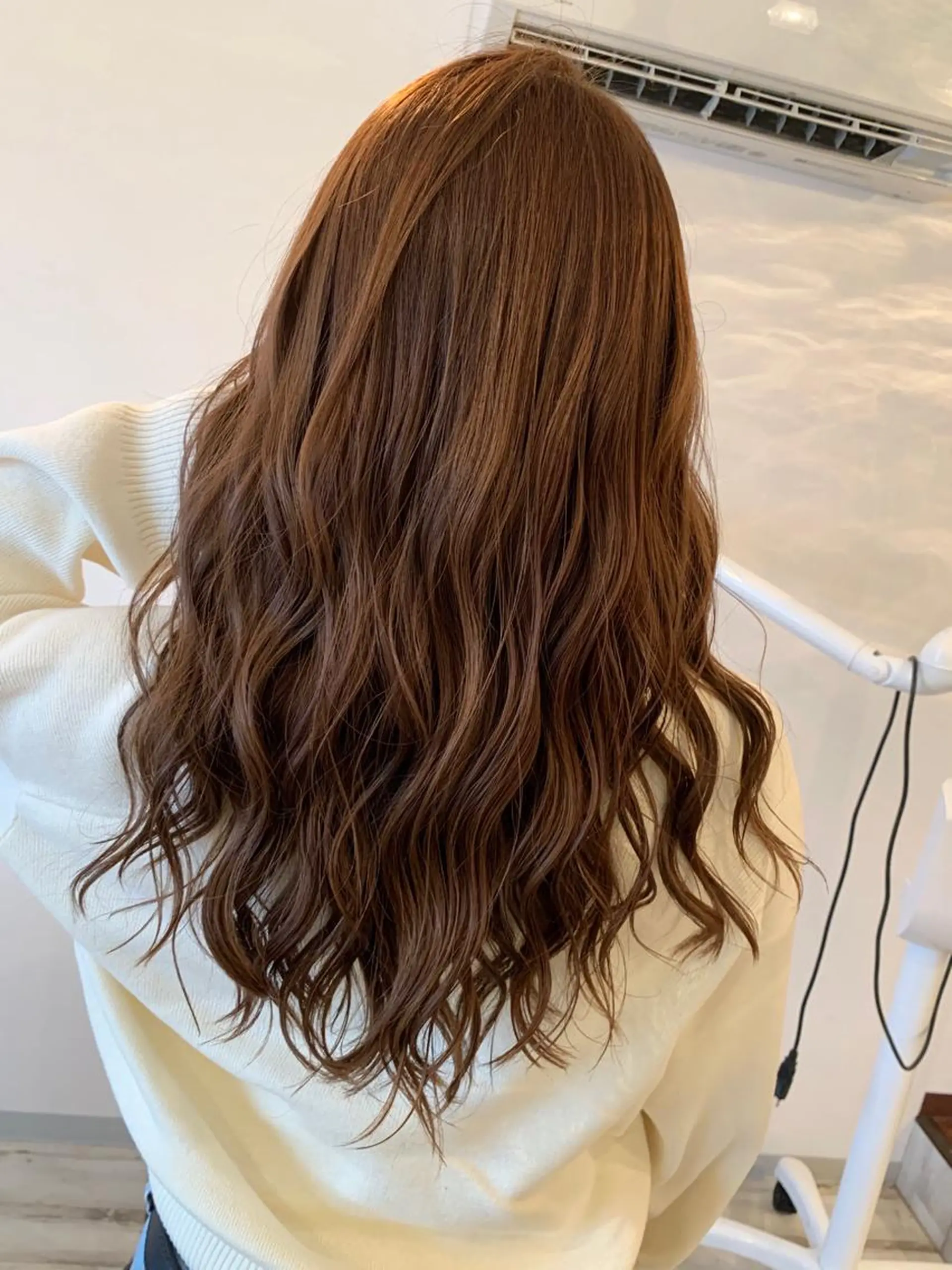 セミロング yoshihara yuukiのヘアスタイル