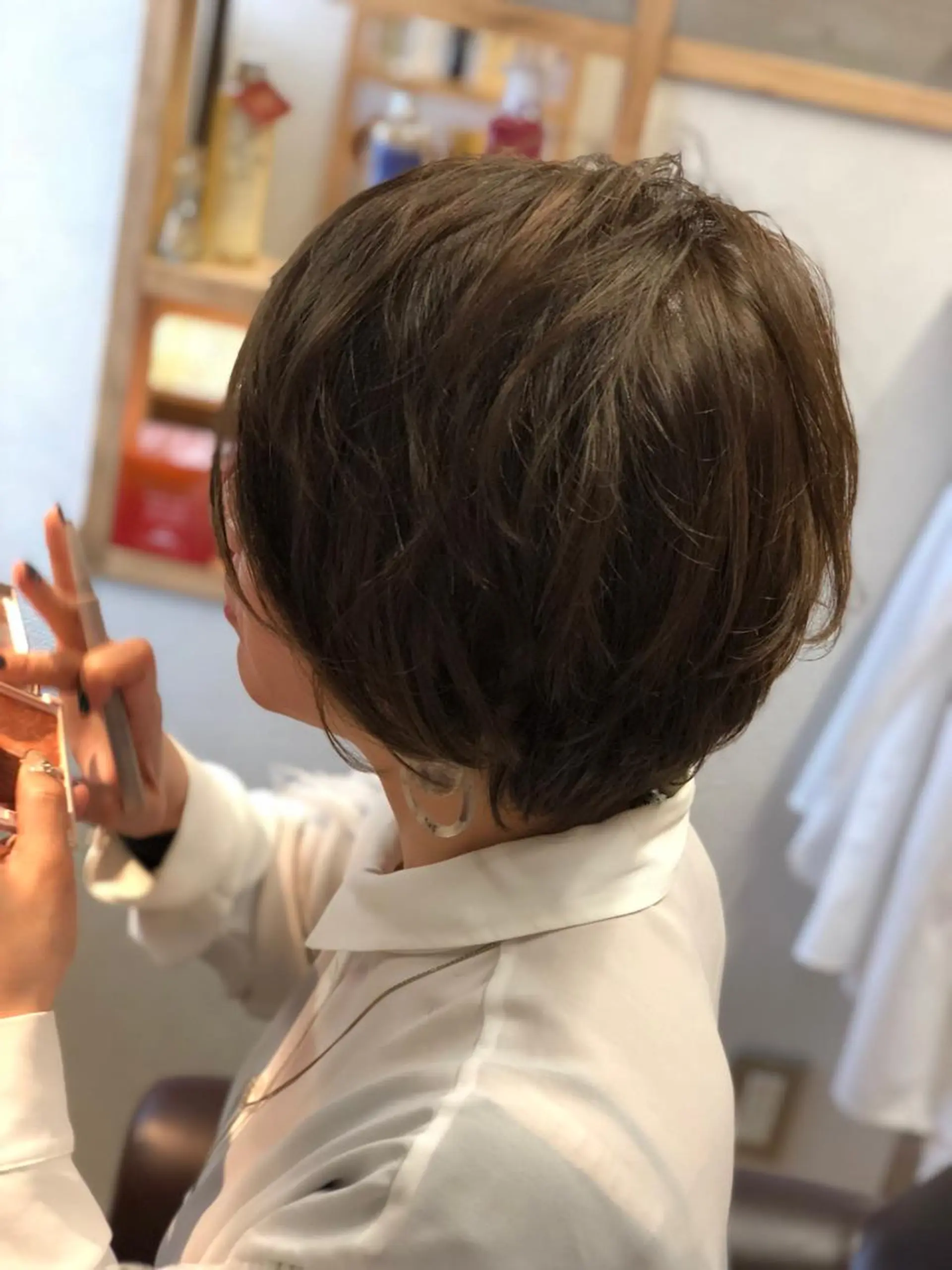 ショート カラー パーマ ブリーチ イルミナカラー 髪質改善 トリートメント tuuli トゥーリのヘアスタイル