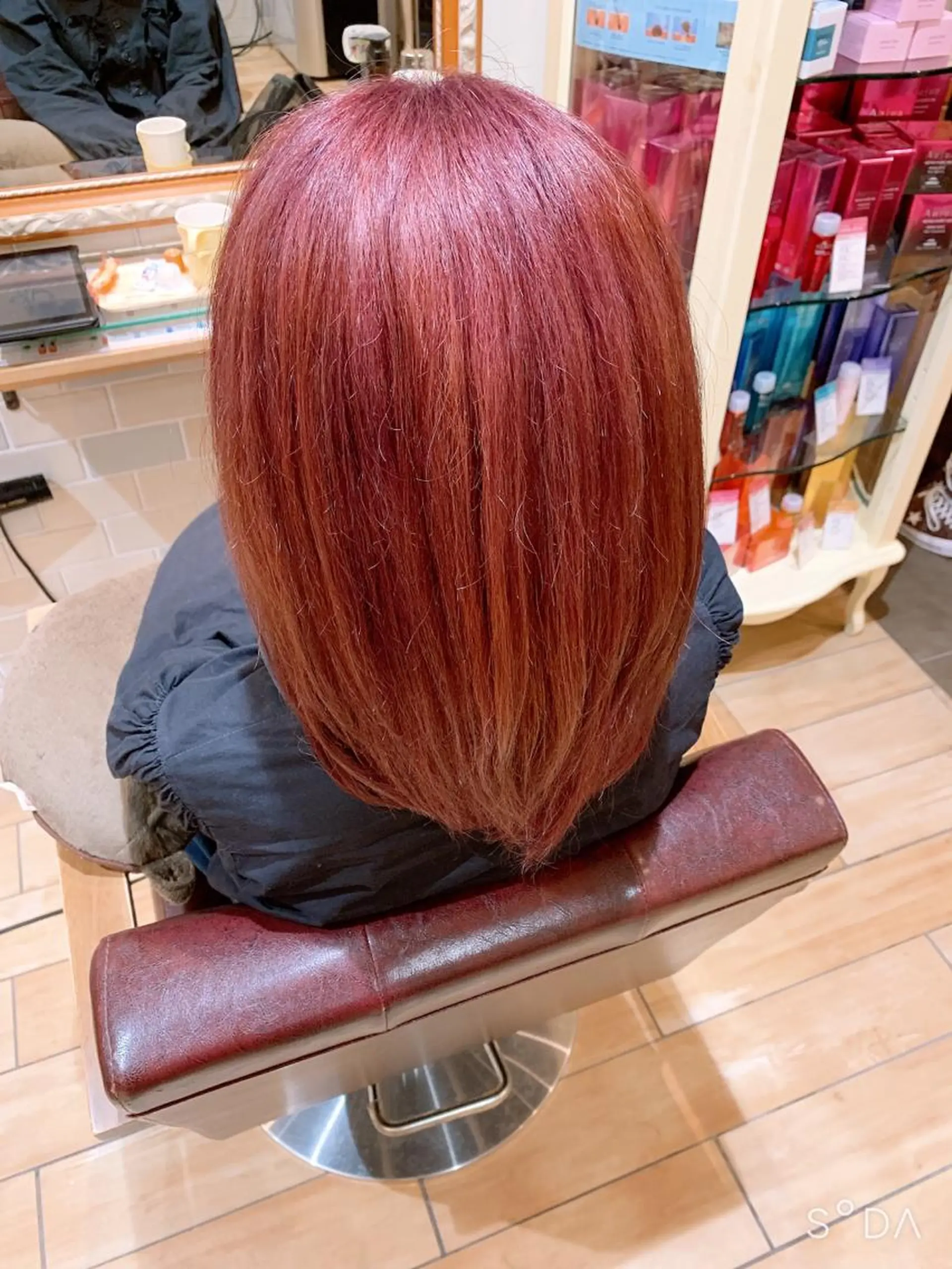 セミロング カラー ブリーチ ピンクカラー トリートメント 新宿/韓国レイヤー 髪質改善カラー/角所のヘアスタイル