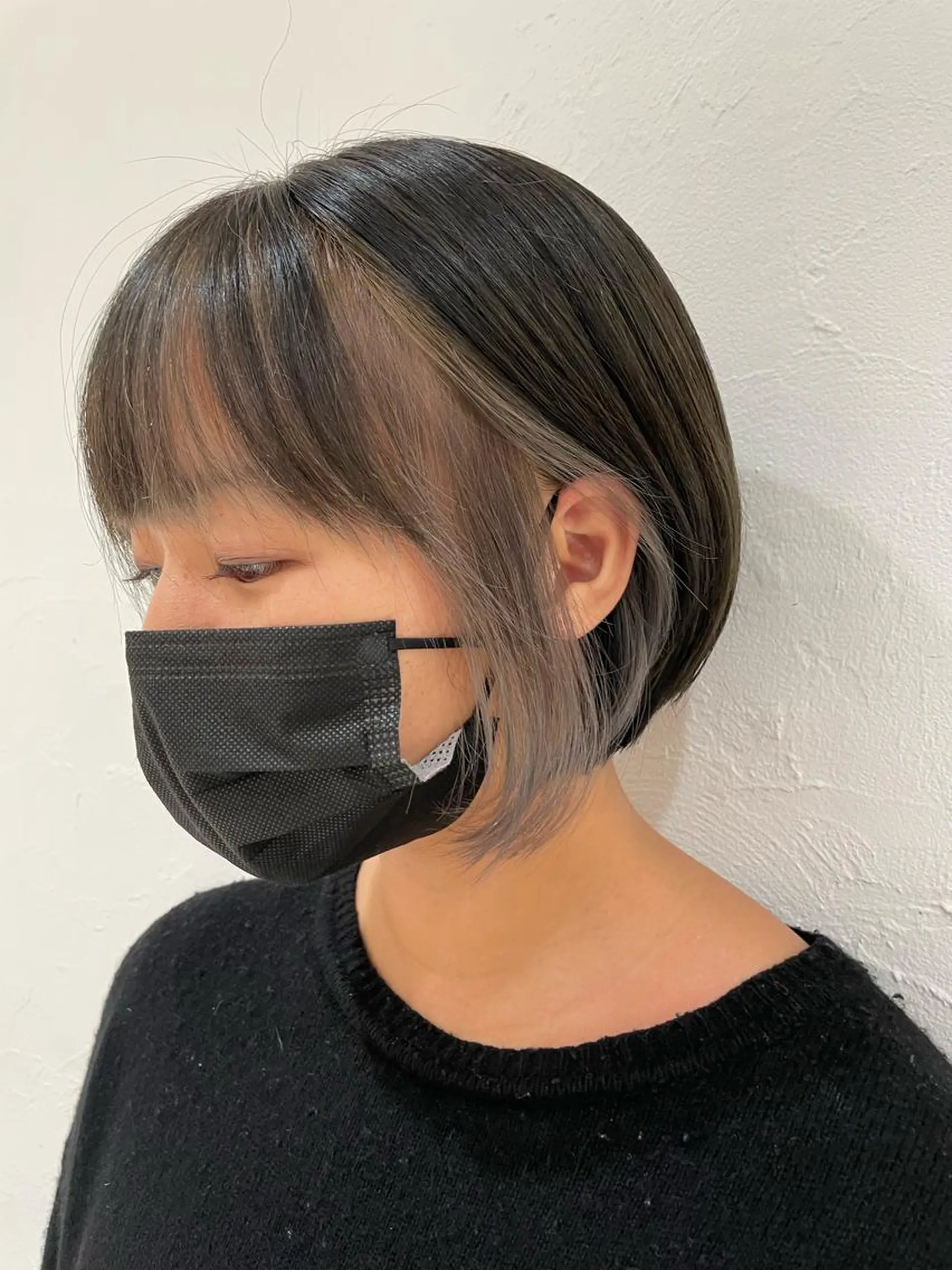 ショート カラー ミストバング  フェイスフレーミング インナーカラー ユ カの眉毛・アイブロウイメージ