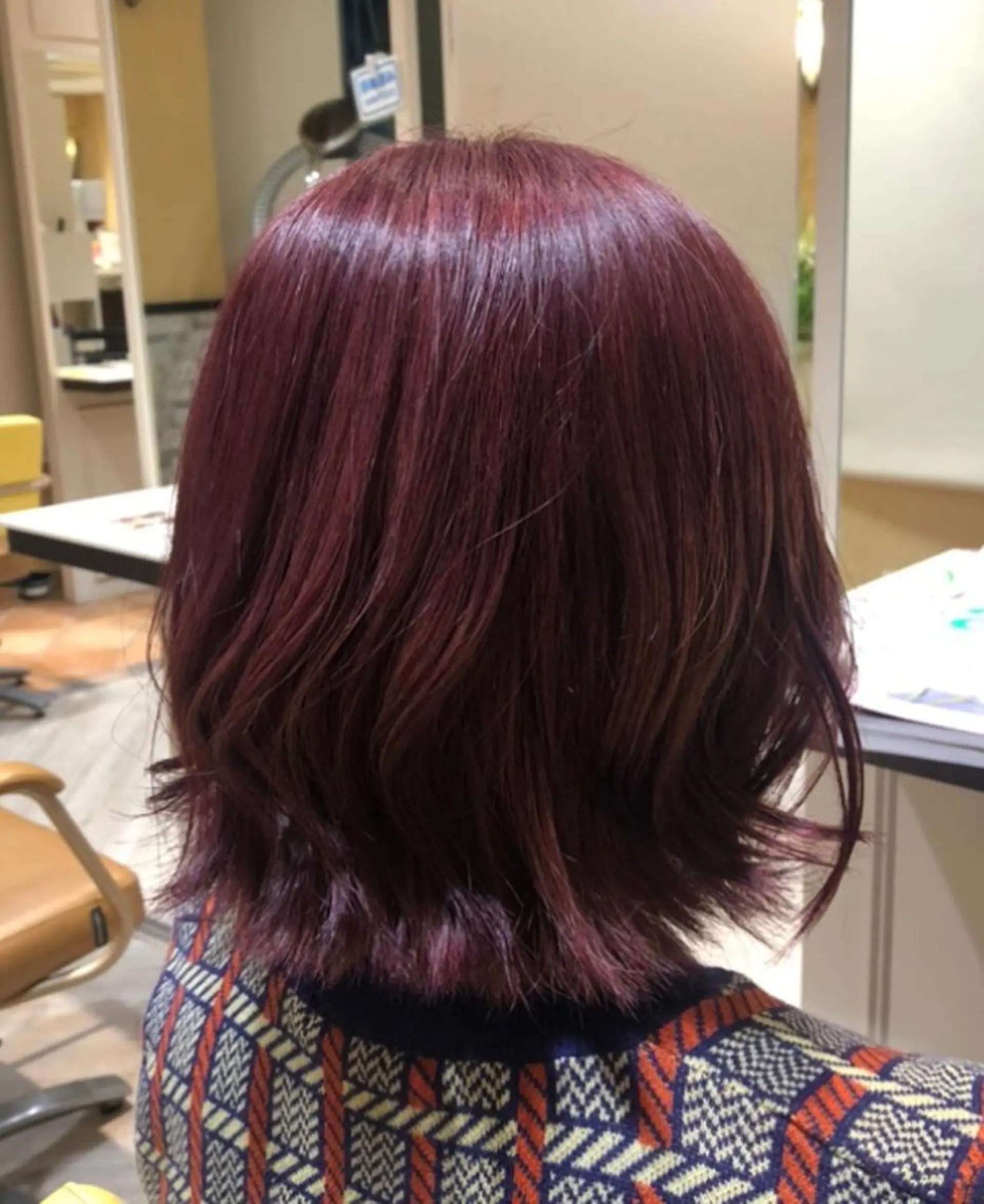 ミディアム カラー 平山 美緒のヘアスタイル
