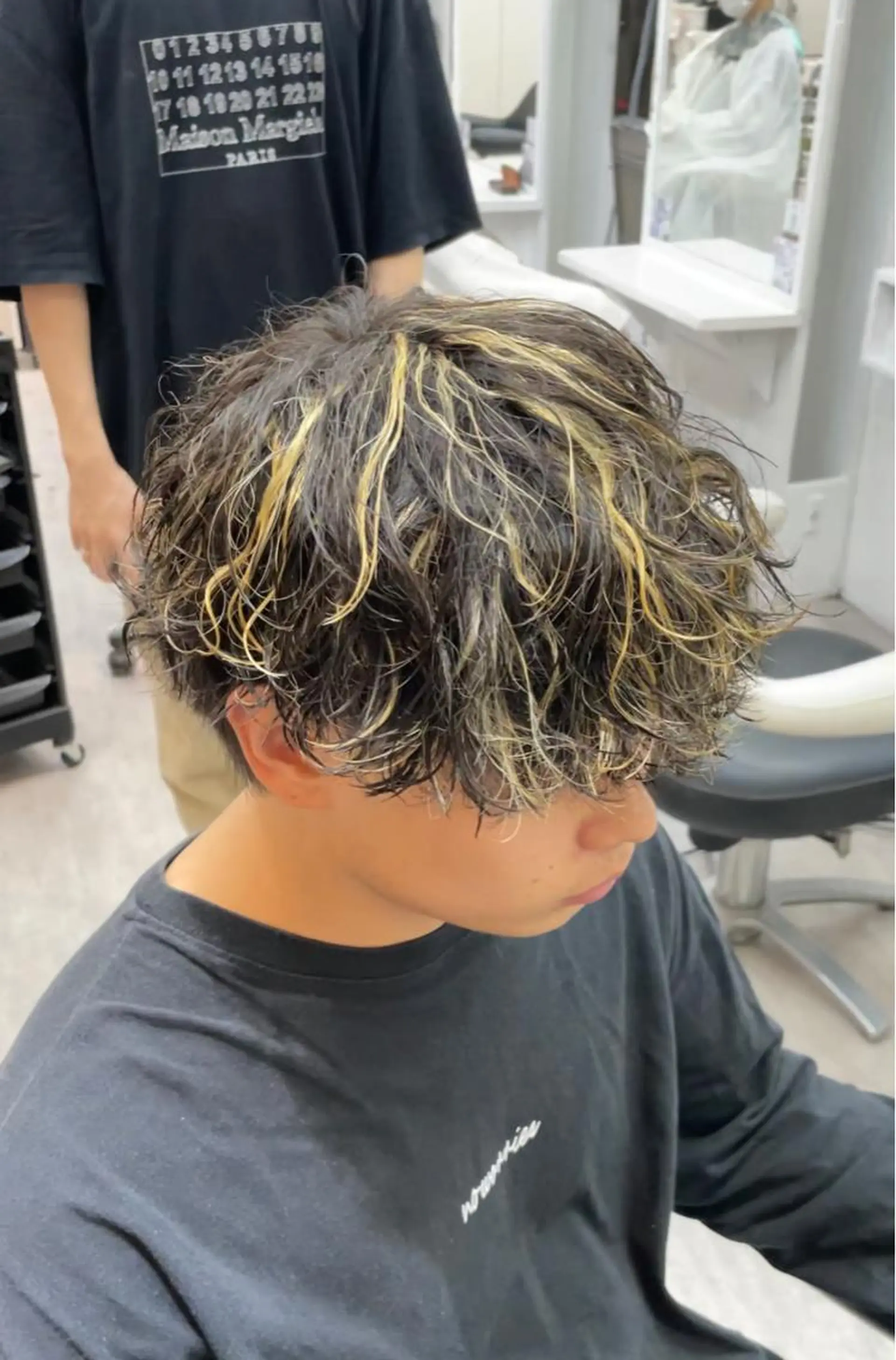 パーマ メンズ メンズハイライト メンズパーマ 波巻きパーマ ✨️ツイスパ波巻き特 化小杉澪生✨️のヘアスタイル
