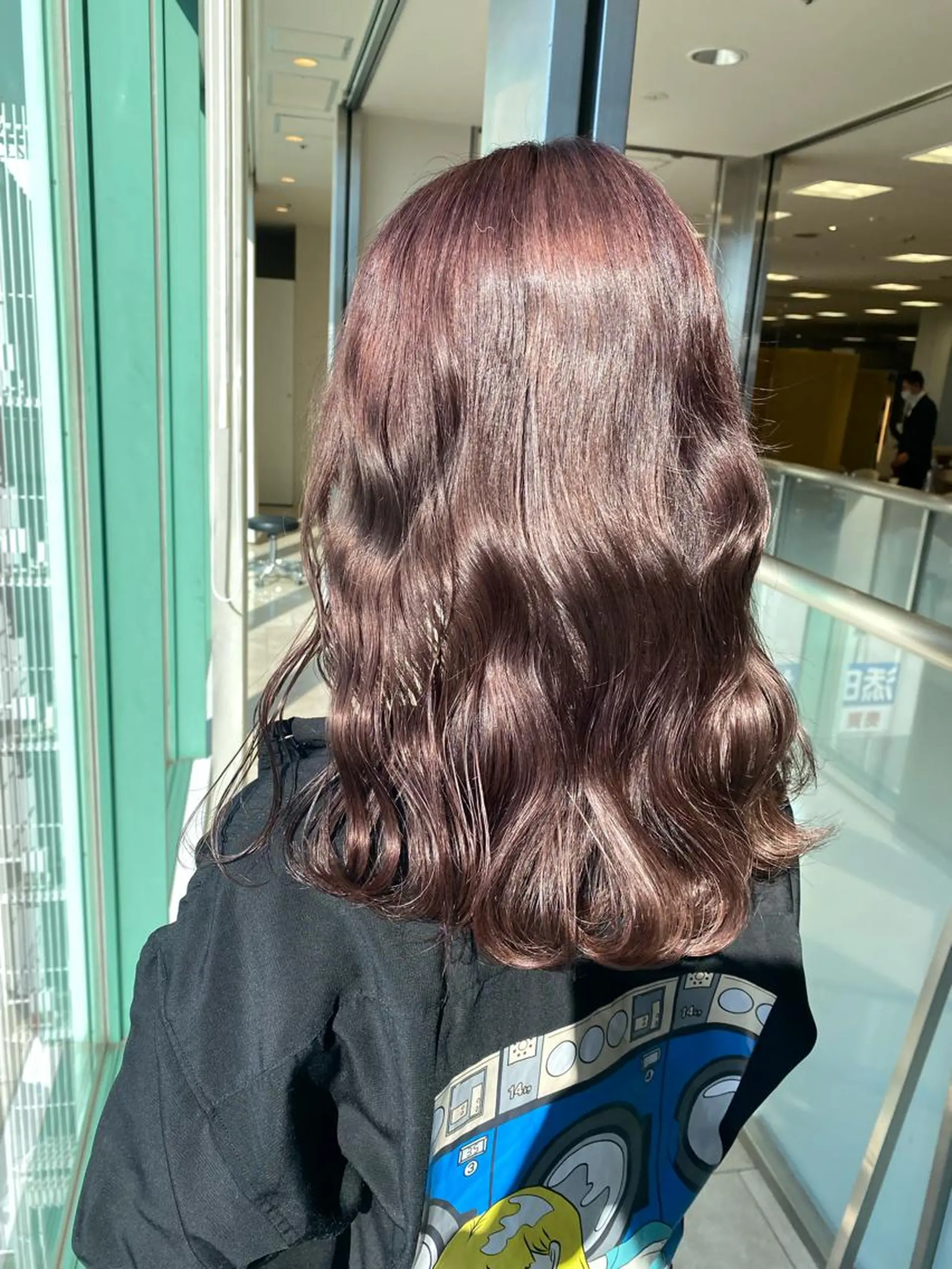 セミロング カラー ブラウンカラー ピンクカラー ピンクブラウン ヘアカラー トリートメント ヘッドスパ ハイトーン/ウルフ /レイヤー/坂野幸伸のヘアスタイル