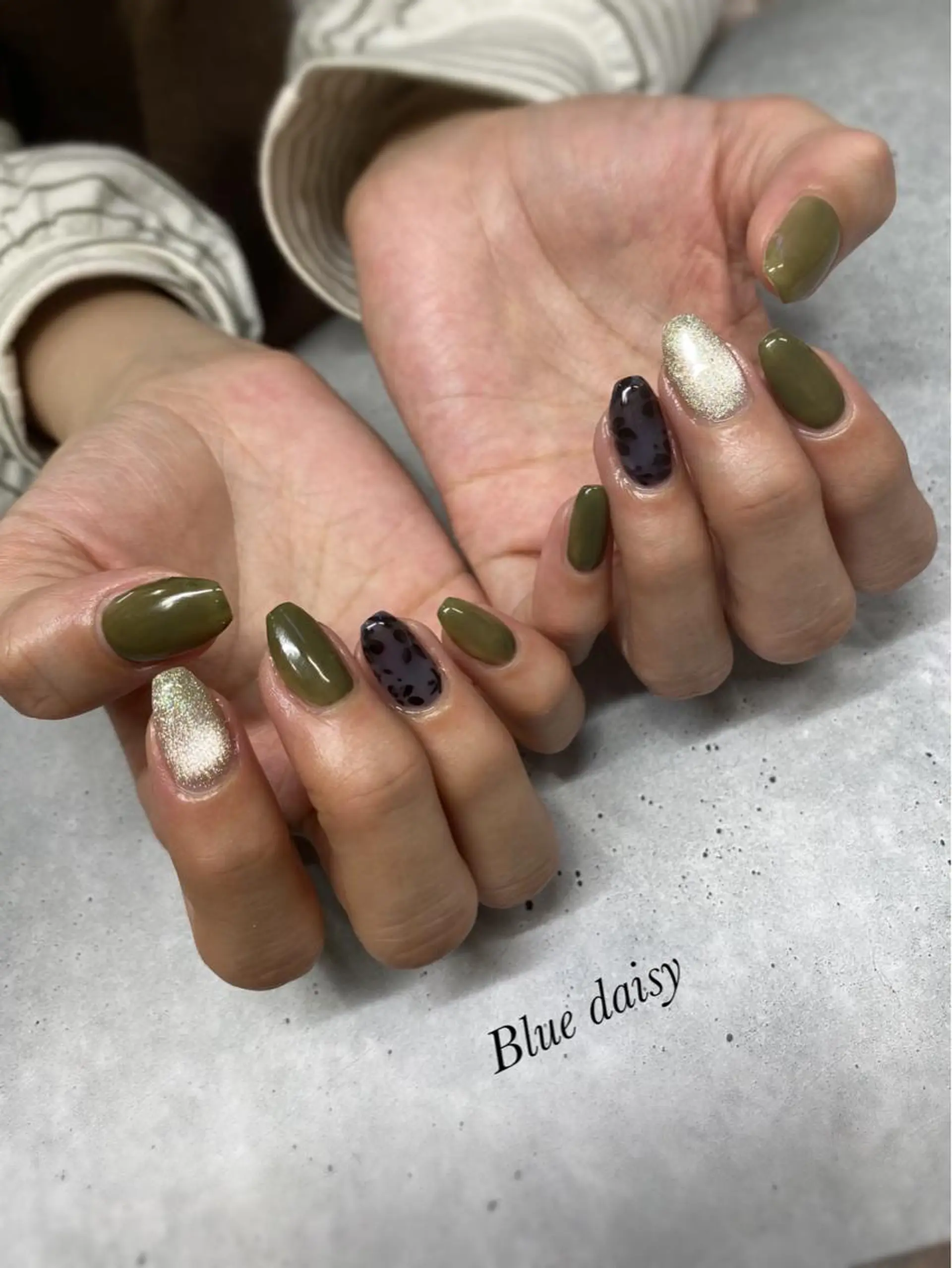 ネイル Blue daisy 栄本店のネイルデザイン