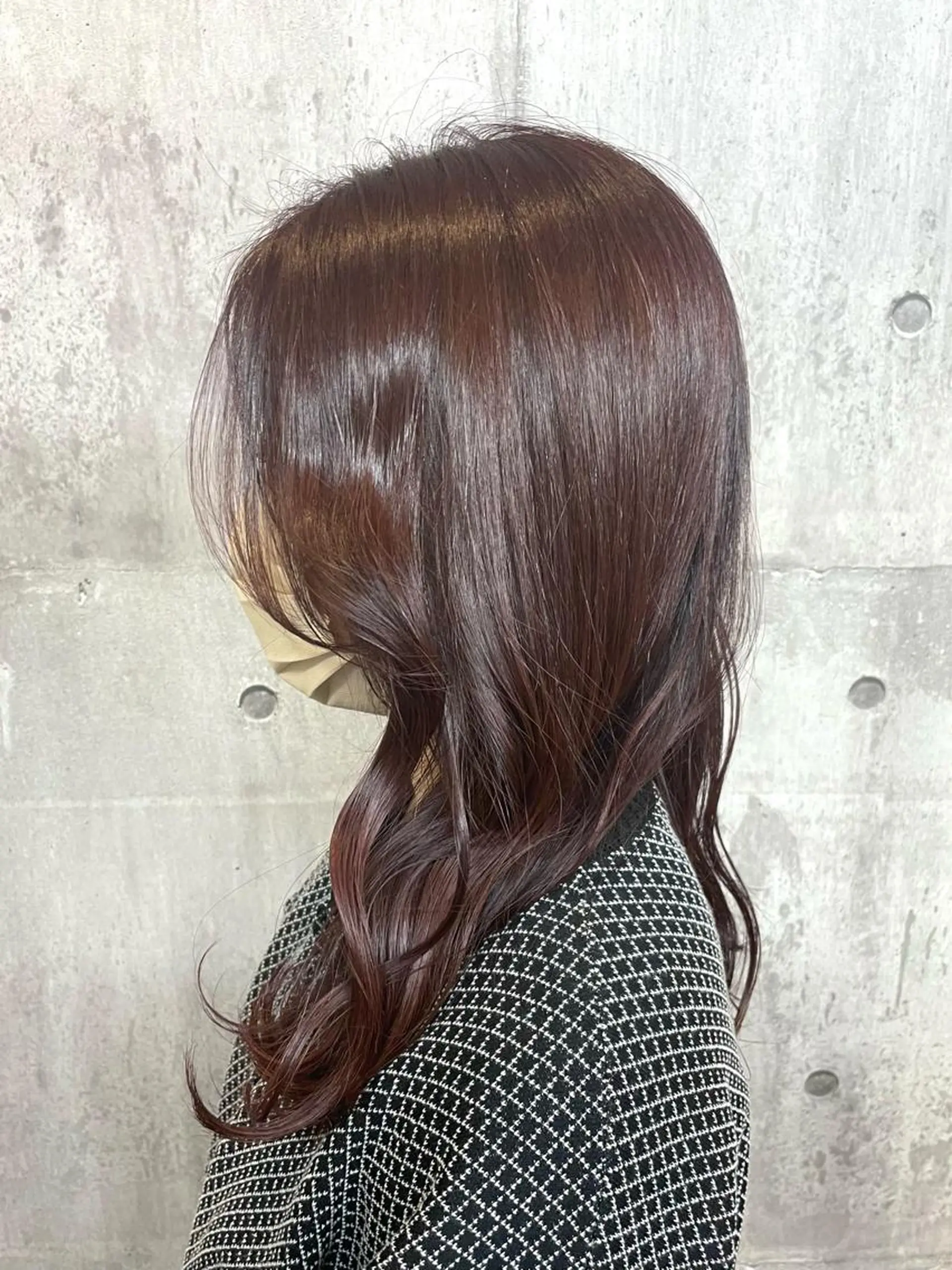 セミロング ヘアカラー ami .のヘアスタイル