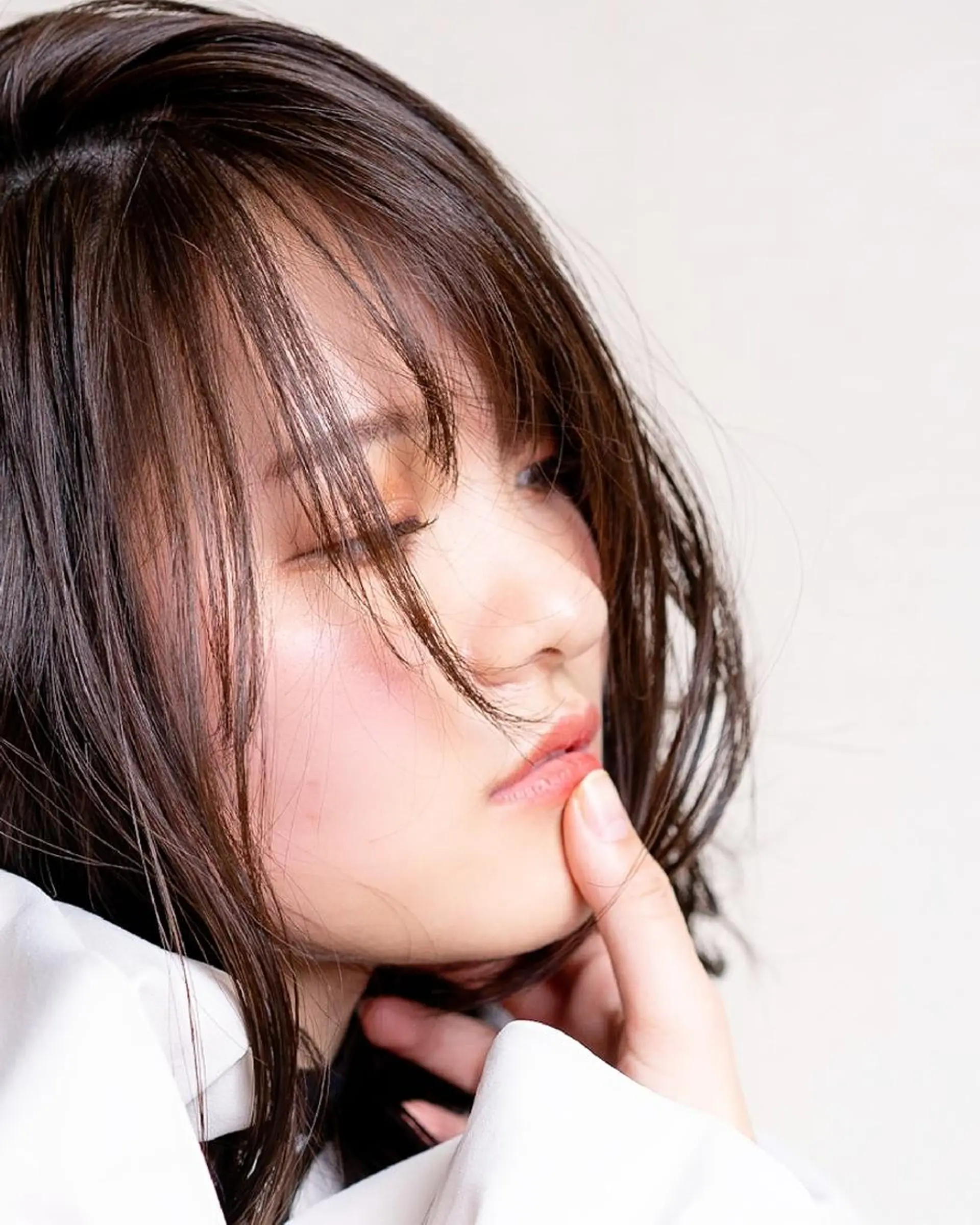 ミディアム カラー パーマ 松尾 泰伸のヘアスタイル