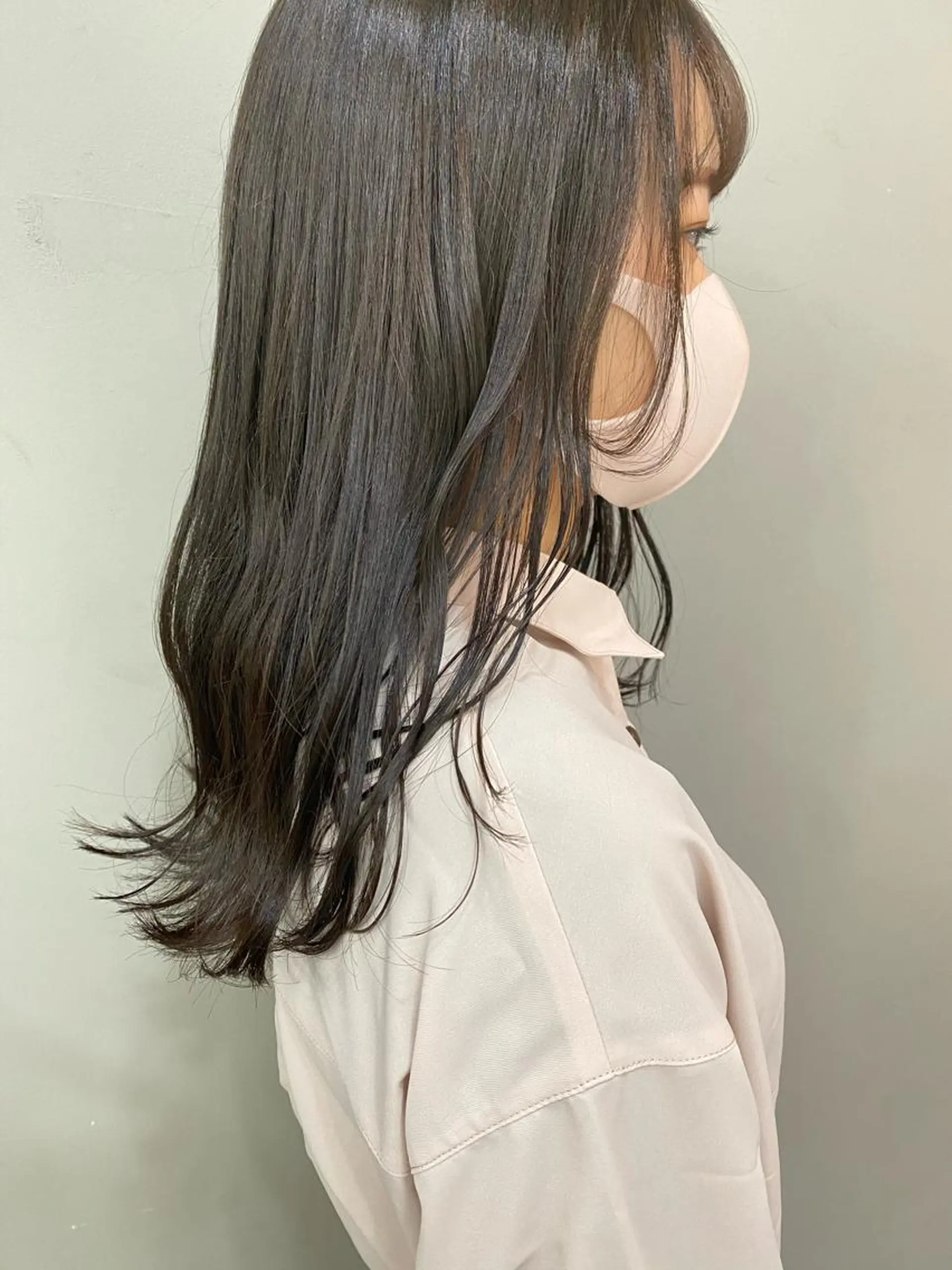 セミロング カラー パーマ ヘアアレンジ メンズ キッズ ネイル マツエク・マツパ グレージュ インナーカラー/ KANAのヘアスタイル