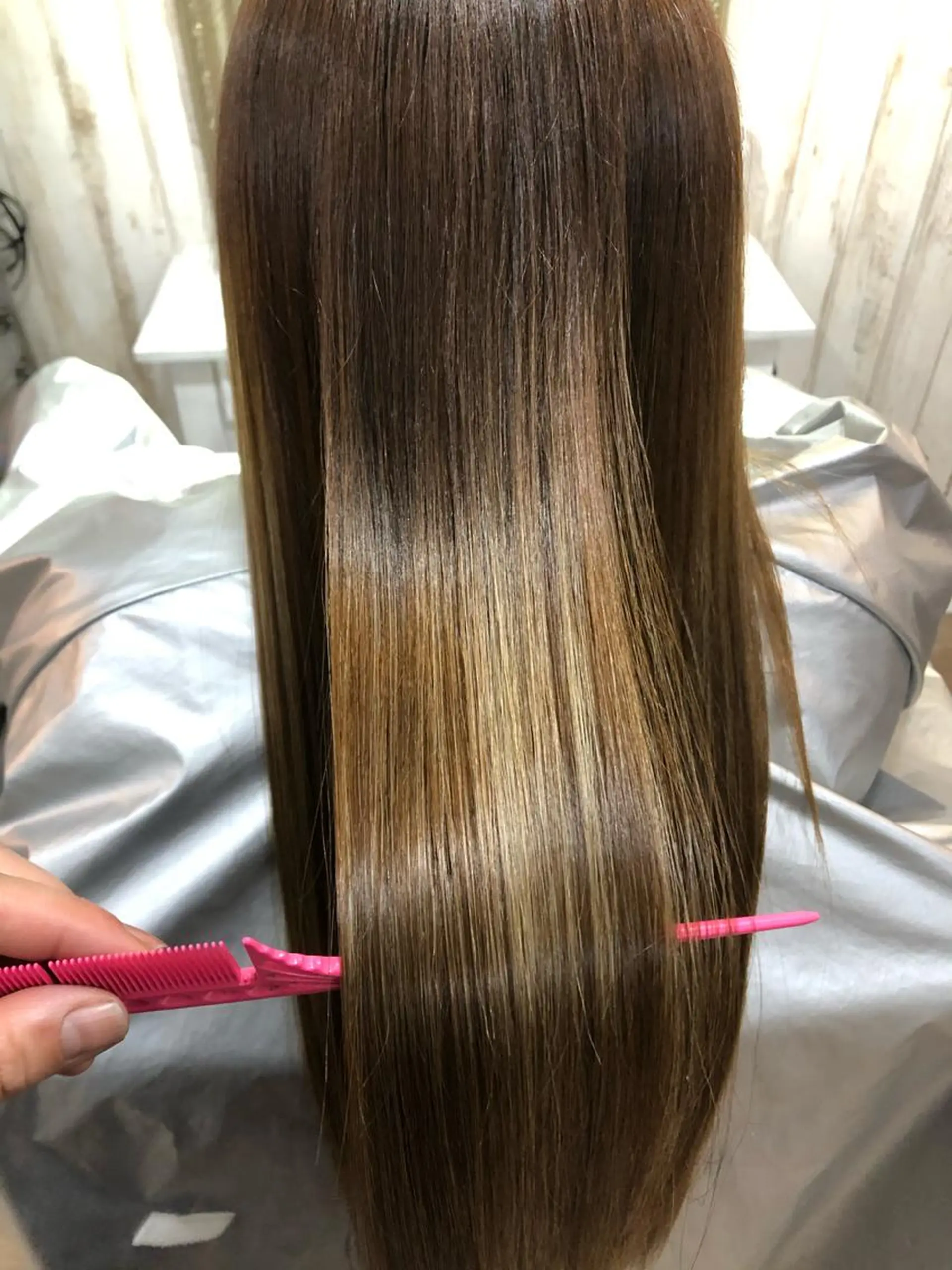 ロング 縮毛矯正 トリートメント 🐆アンドウ チカコ🦓のヘアスタイル