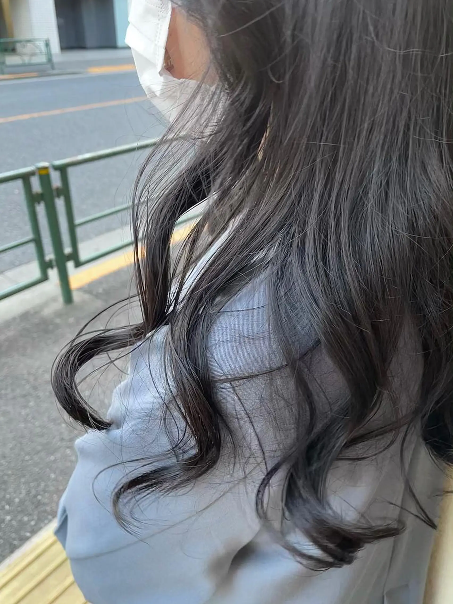 ロング カラー アッシュ アッシュグレー ヘアカラー トリートメント 【ピンク/韓国ヘア/ ヘアセット】亜海のヘアスタイル