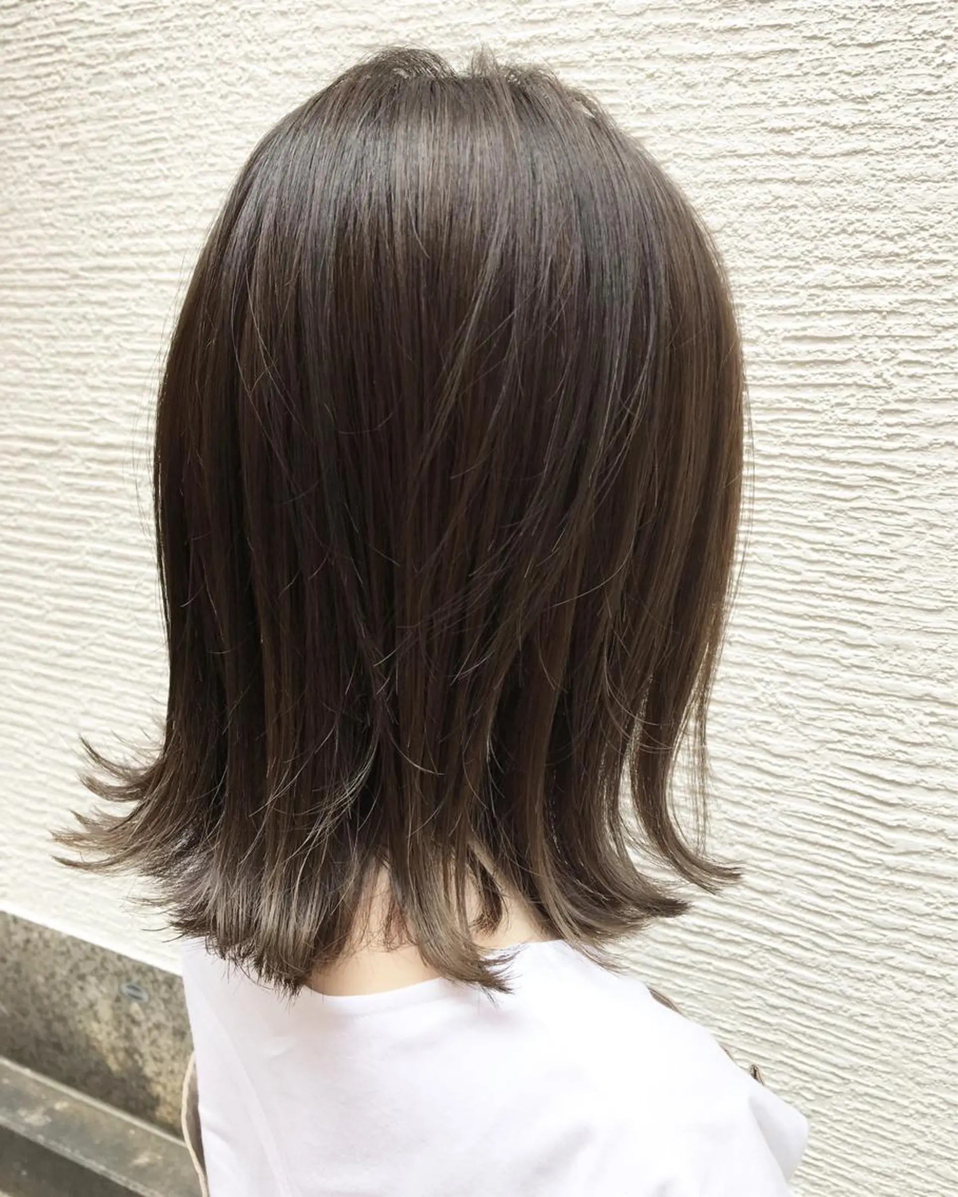 ミディアム カラー OFF YUYAのヘアスタイル
