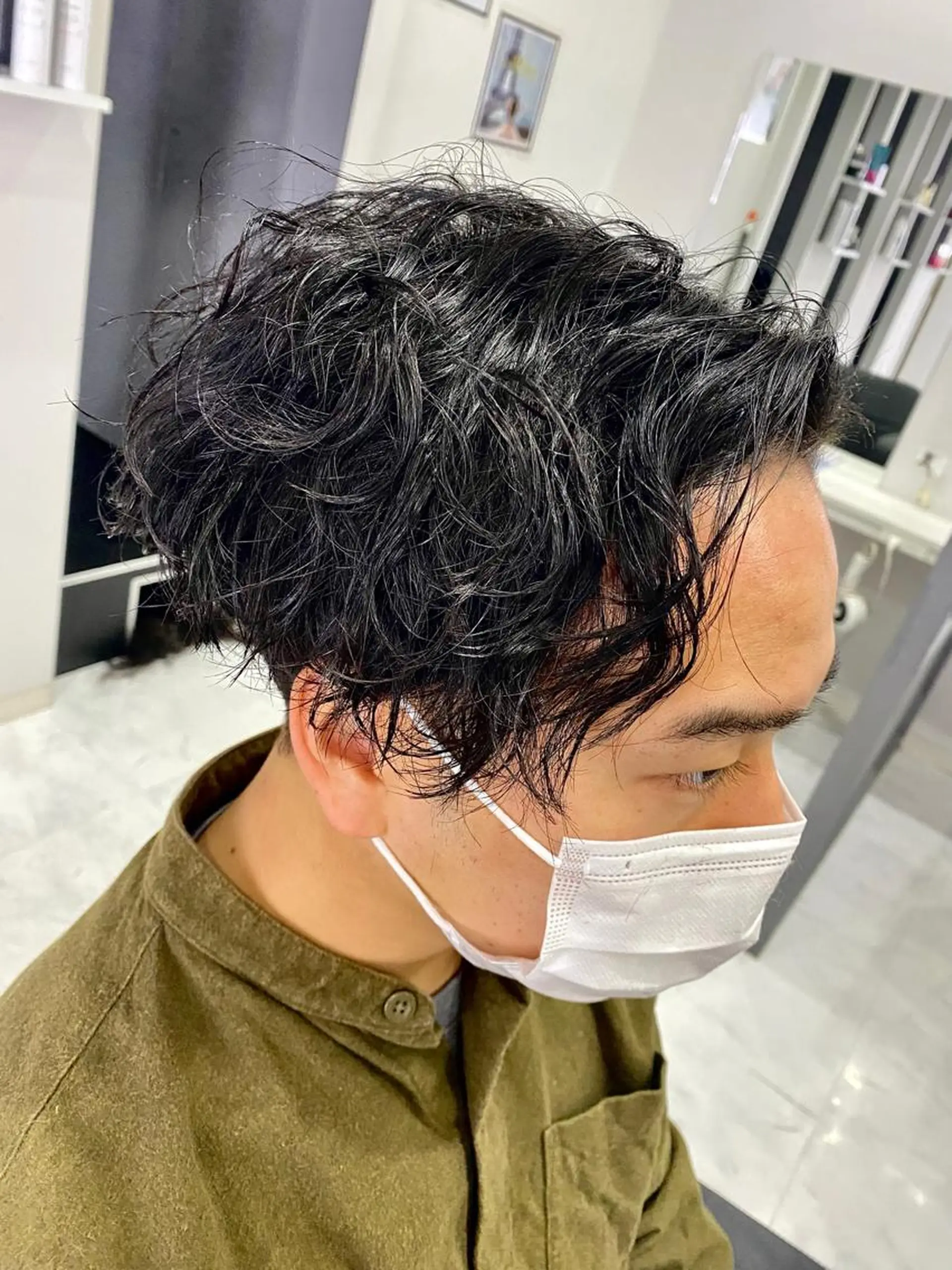 ショート カラー パーマ ヘアアレンジ メンズ カット パーマ 🔥メンズ特化渡辺 🔥ブリーチカラーのヘアスタイル
