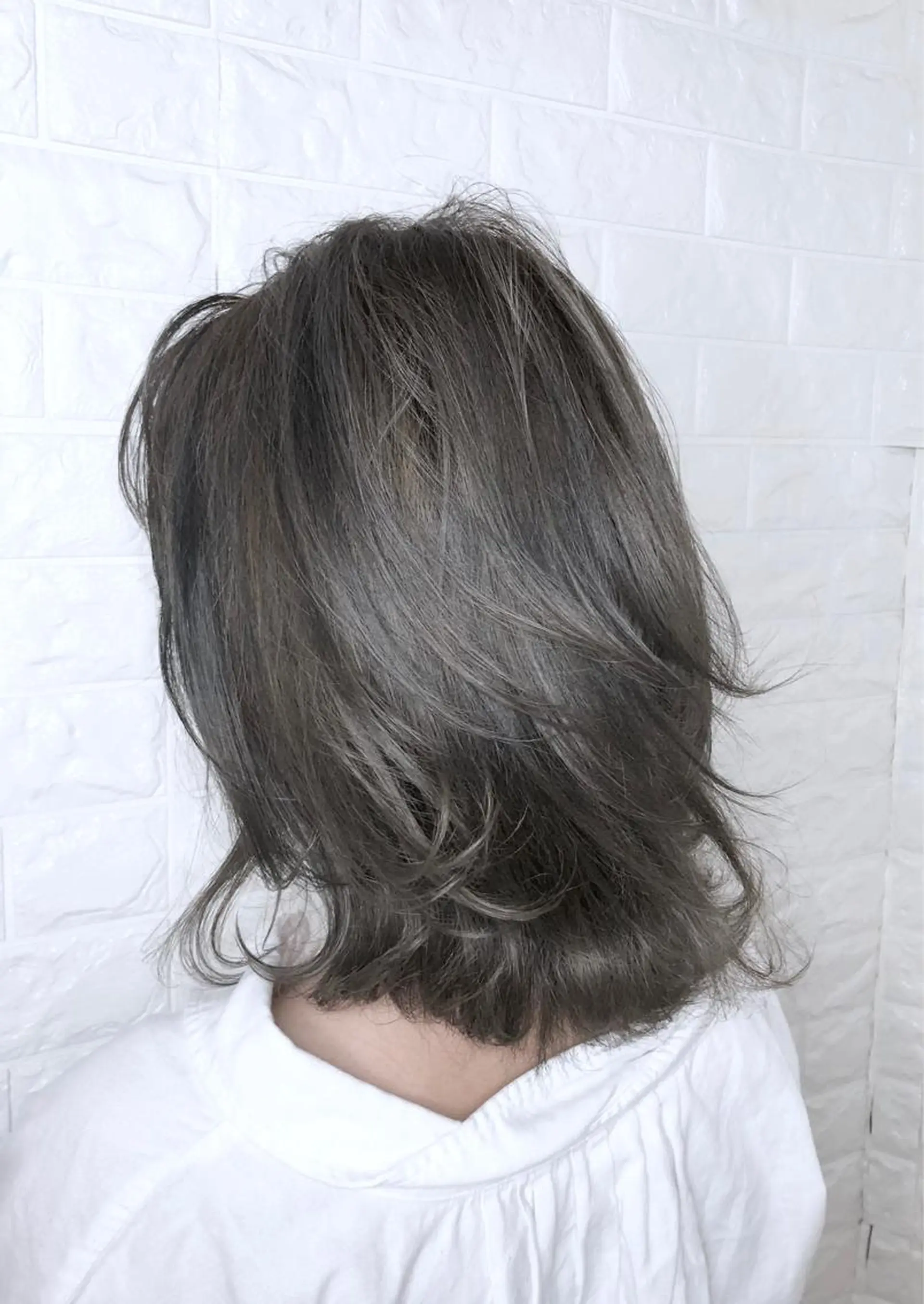 ミディアム カット ヘアカラー トリートメント 縮毛矯正/髪質改善 主税巧一のヘアスタイル