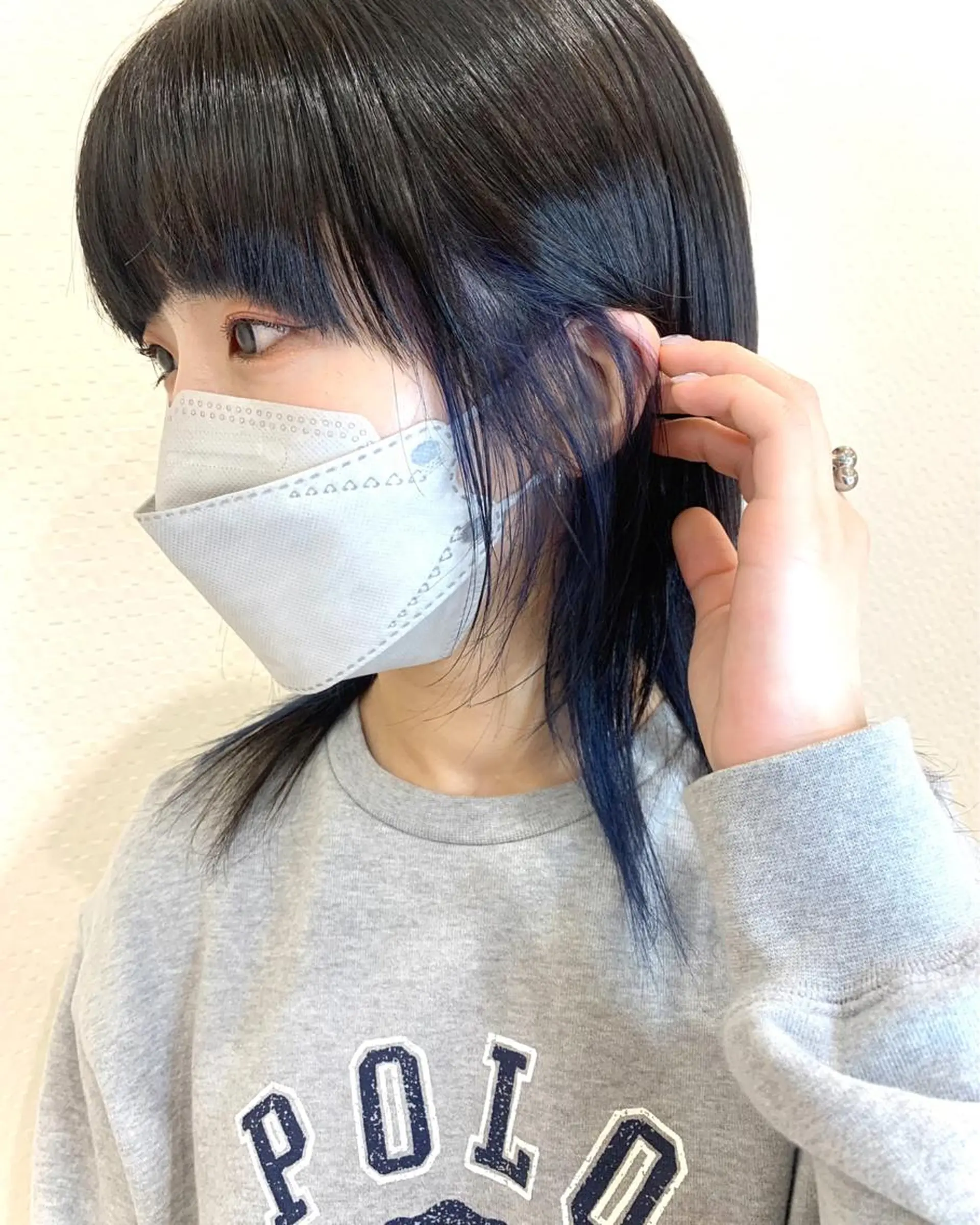 ミディアム カラー ブルーカラー カット ヘアカラー 今村公介 ブリーチ特化、派手髪のヘアスタイル