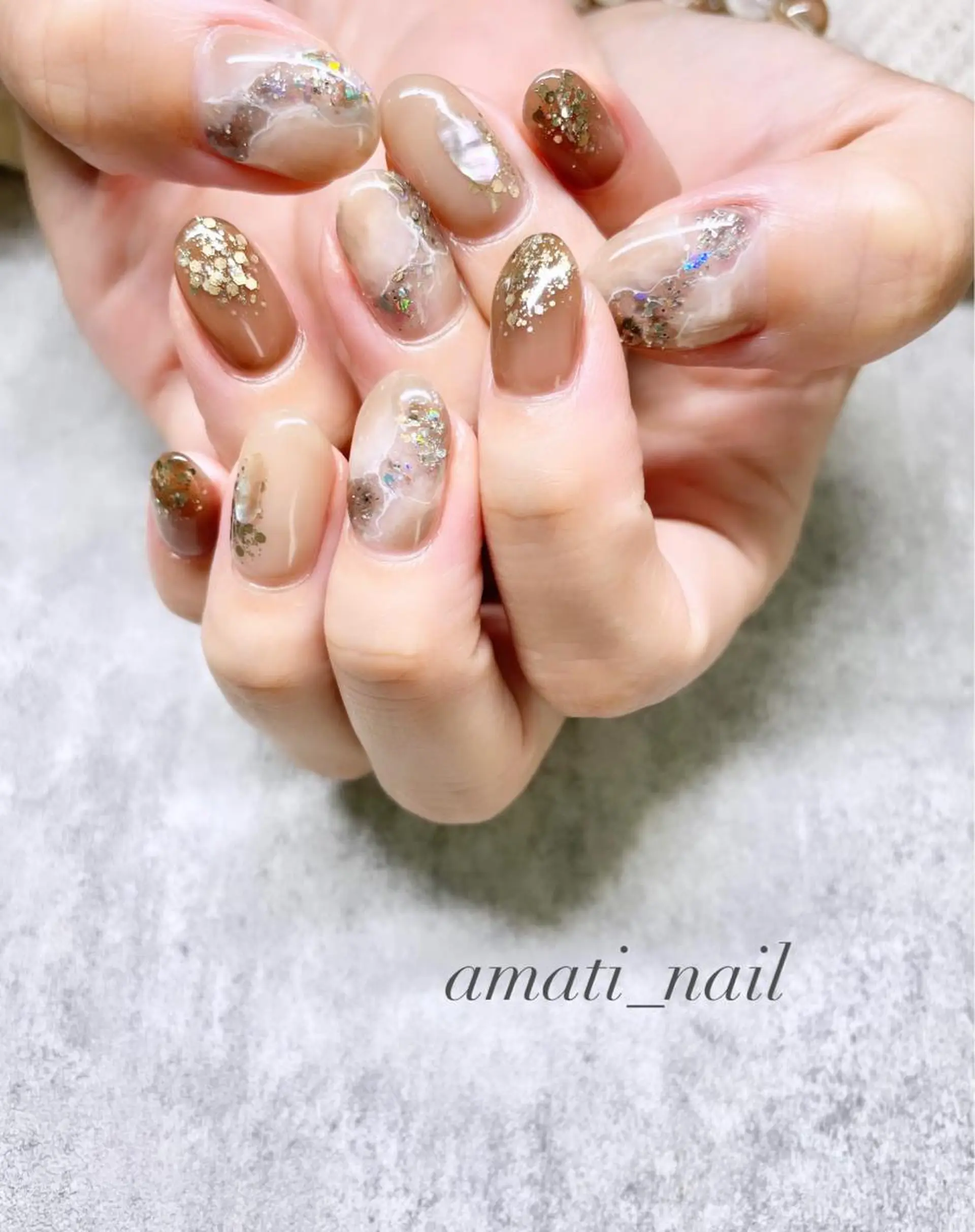 ネイル マグネットネイル ミラーネイル ニュアンスネイル ワンカラーネイル 春ネイル ハンドネイル amati_nail TAKAKOのネイルデザイン