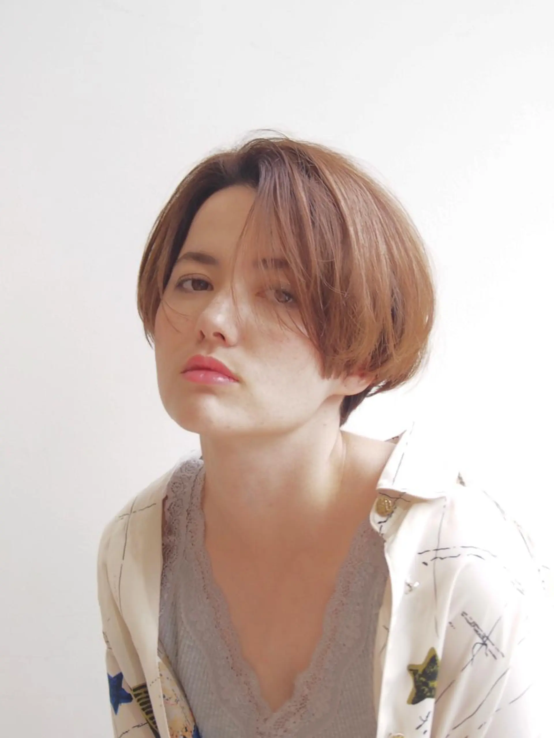 ショート 似合わせ艶髪カラー ❤️ハダユミのヘアスタイル