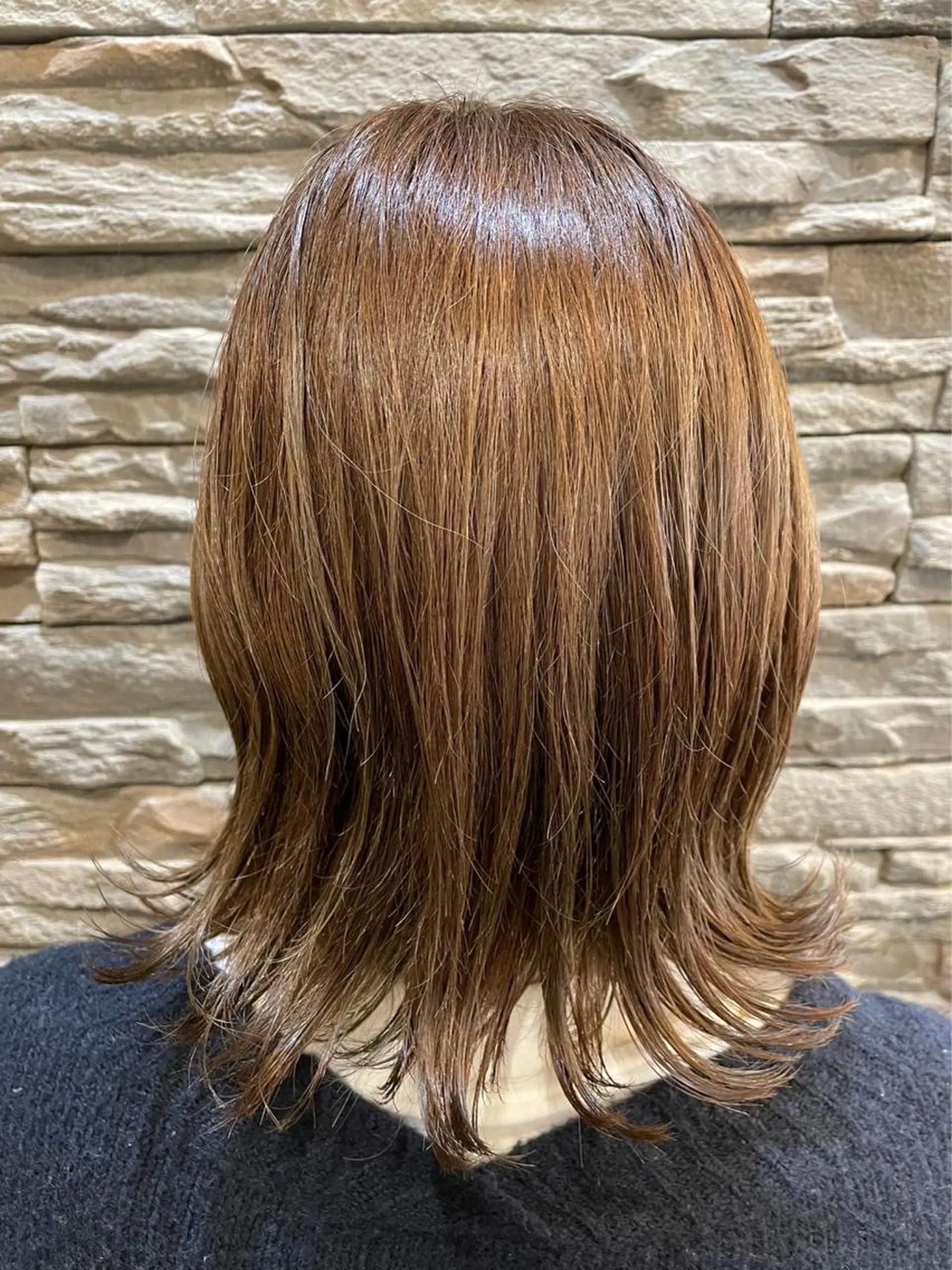 ミディアム 山浦 貴恵のヘアスタイル