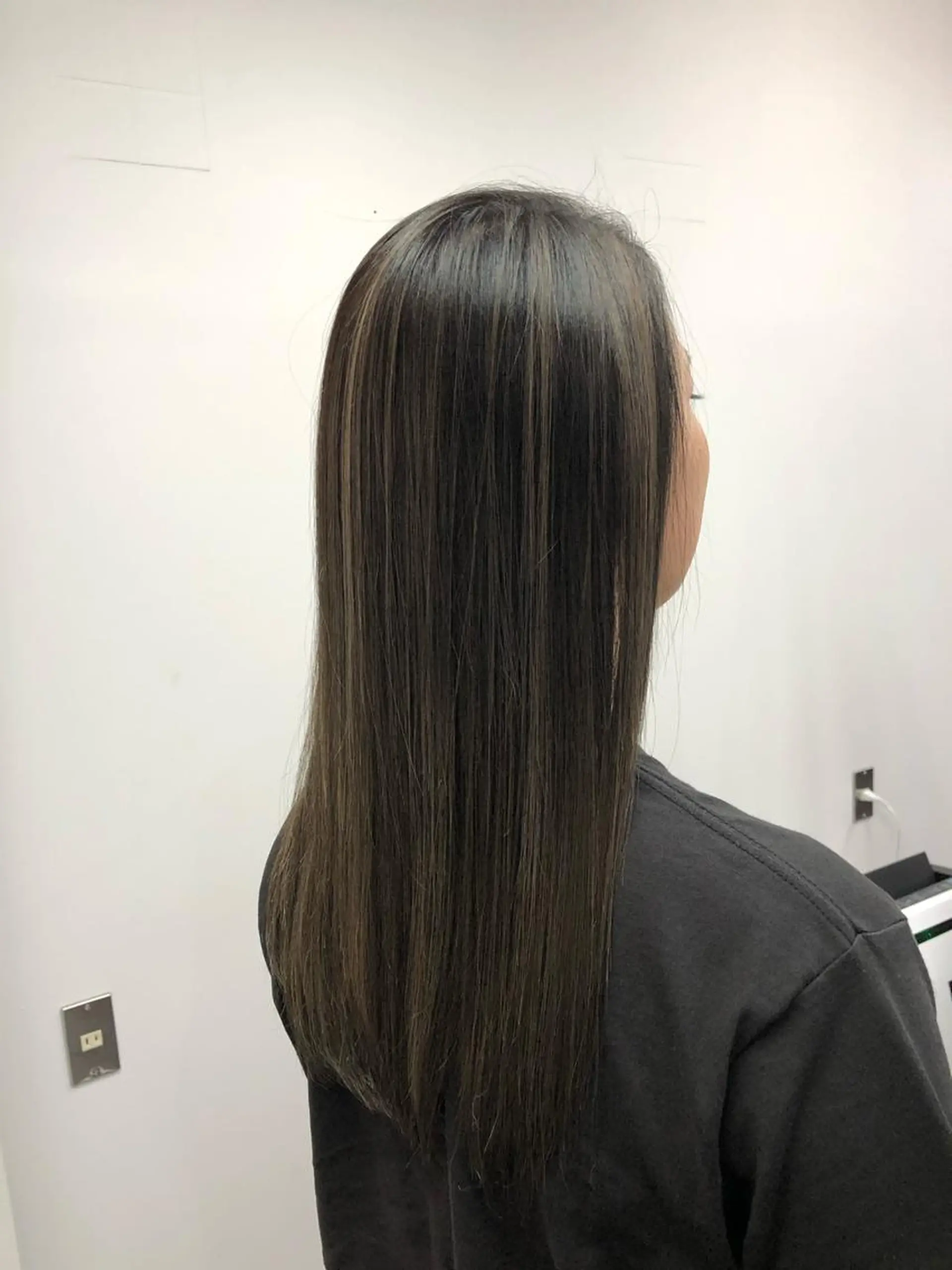 ミディアム カラー ヘアアレンジ ヘアカラー トリートメント 大塚 貴之のヘアスタイル