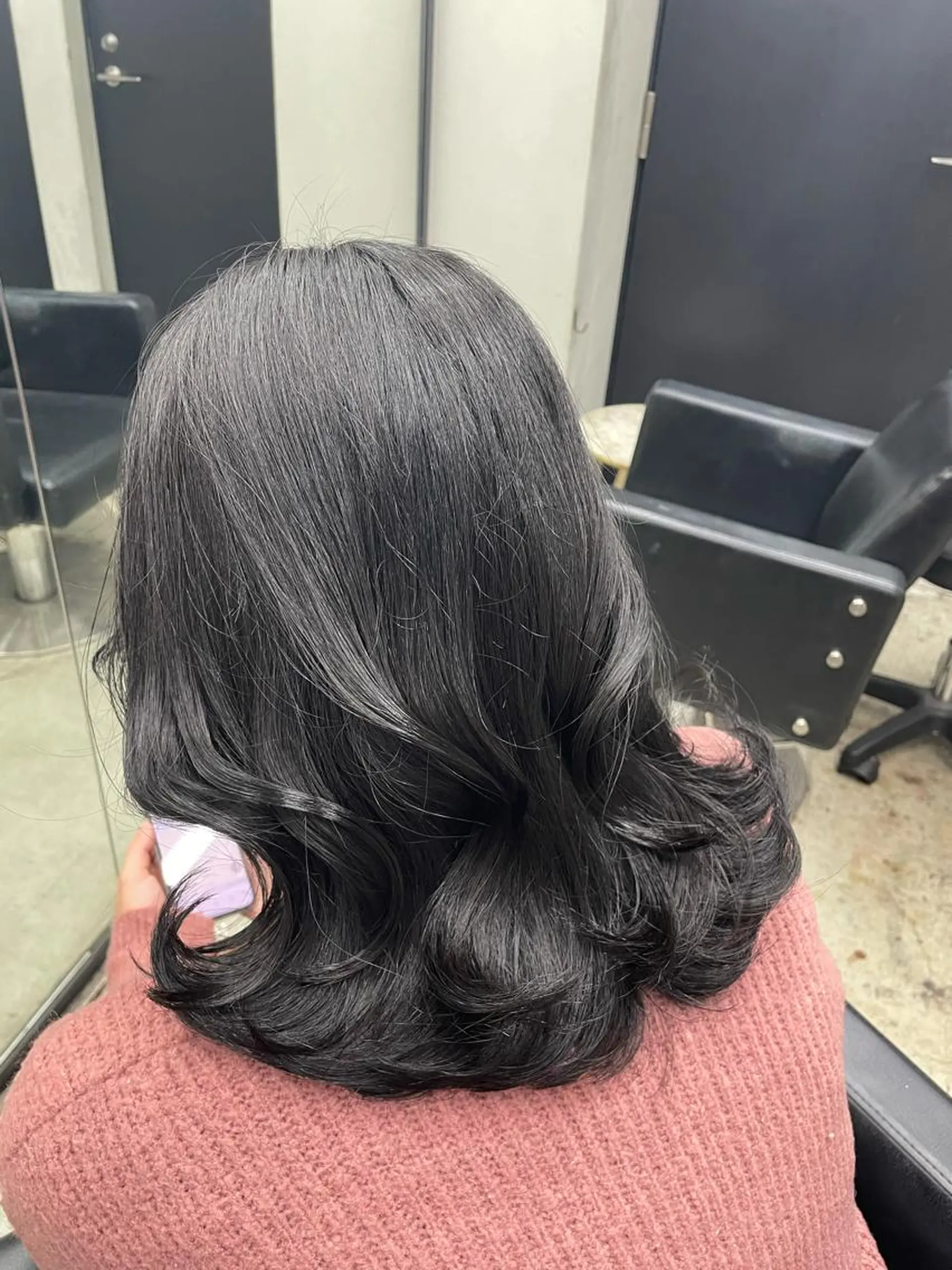 ミディアム ヘアカラー トリートメント ヘアセット 新宿/韓国ヘア/ 髪質改善ストレートのヘアスタイル