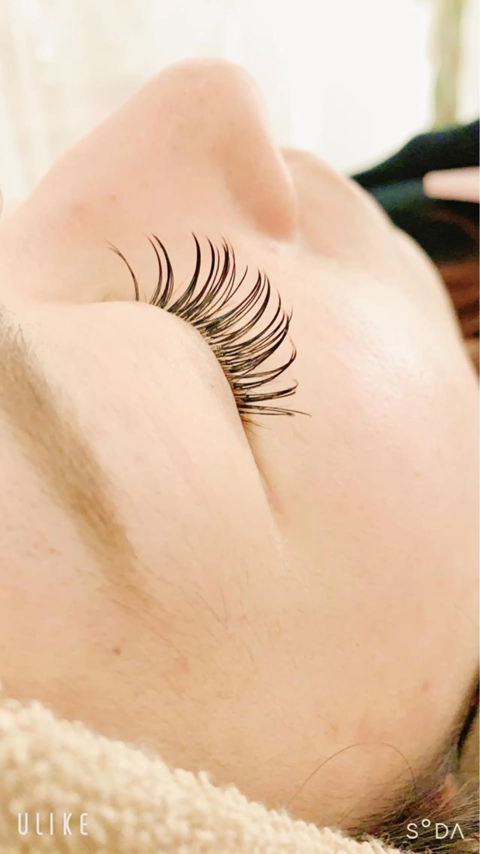 マツエク・マツパ 中村 眞歩のヘアスタイル