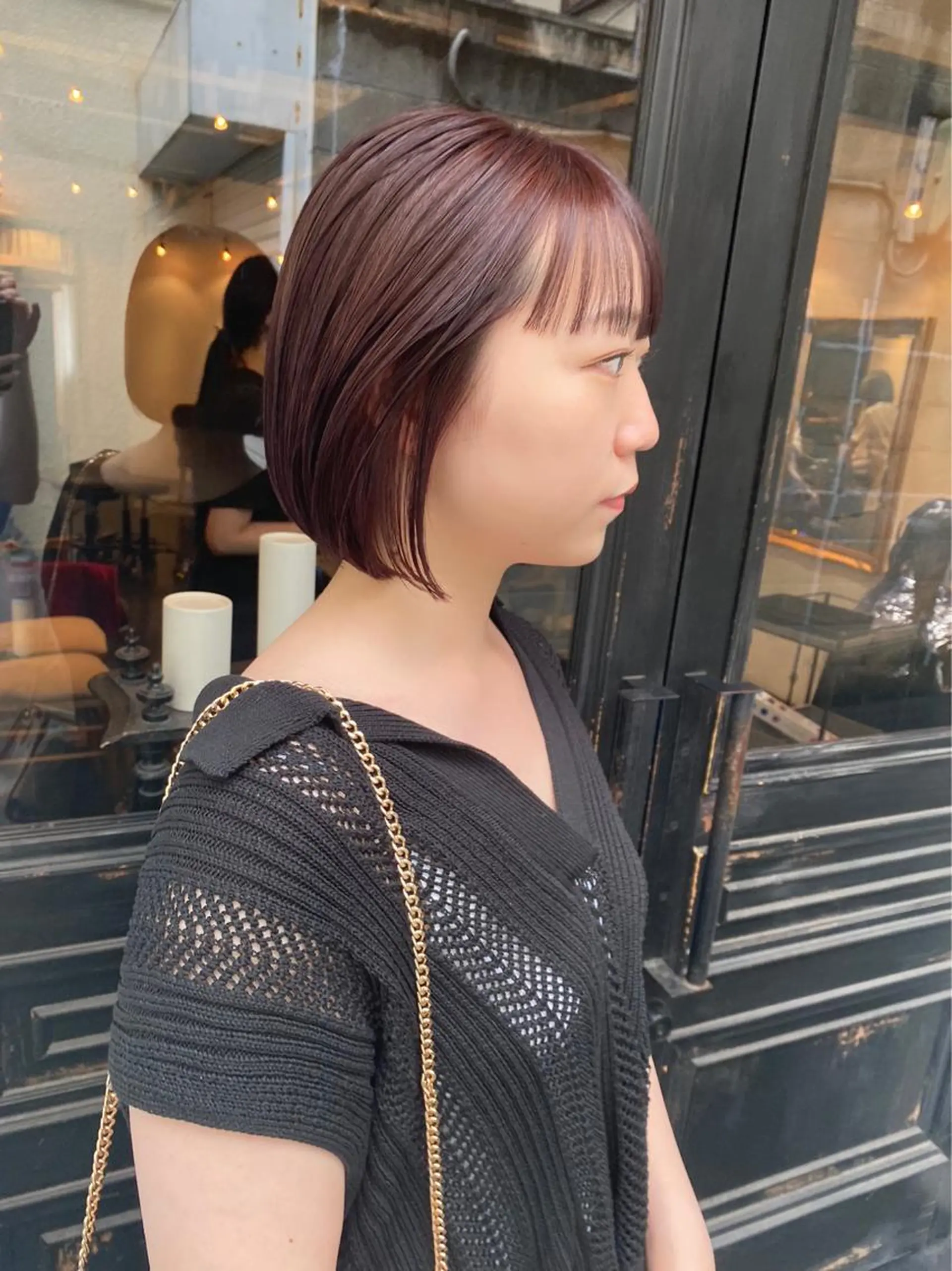 ショート カラー ブリーチ ボルドーカラー ブリーチなしカラー ボブ tonari 梅田、中崎町のヘアスタイル