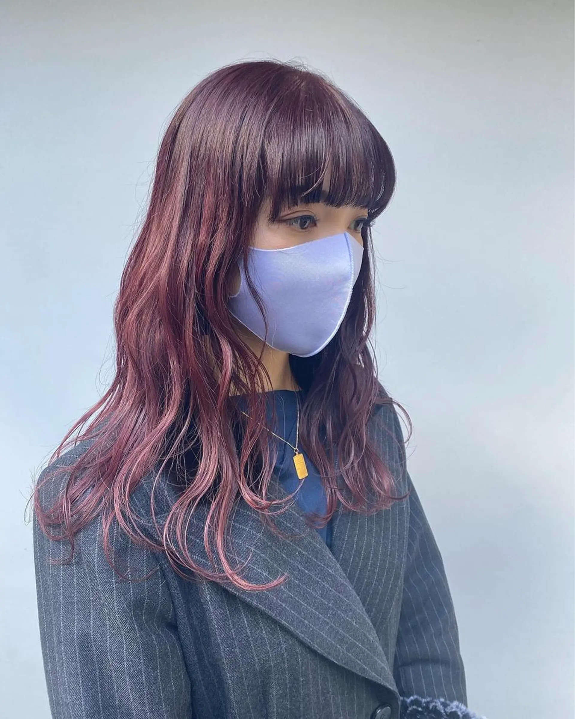 ロング カラー ブリーチ ボルドーカラー グラデーションカラー tonari 梅田、中崎町のヘアスタイル