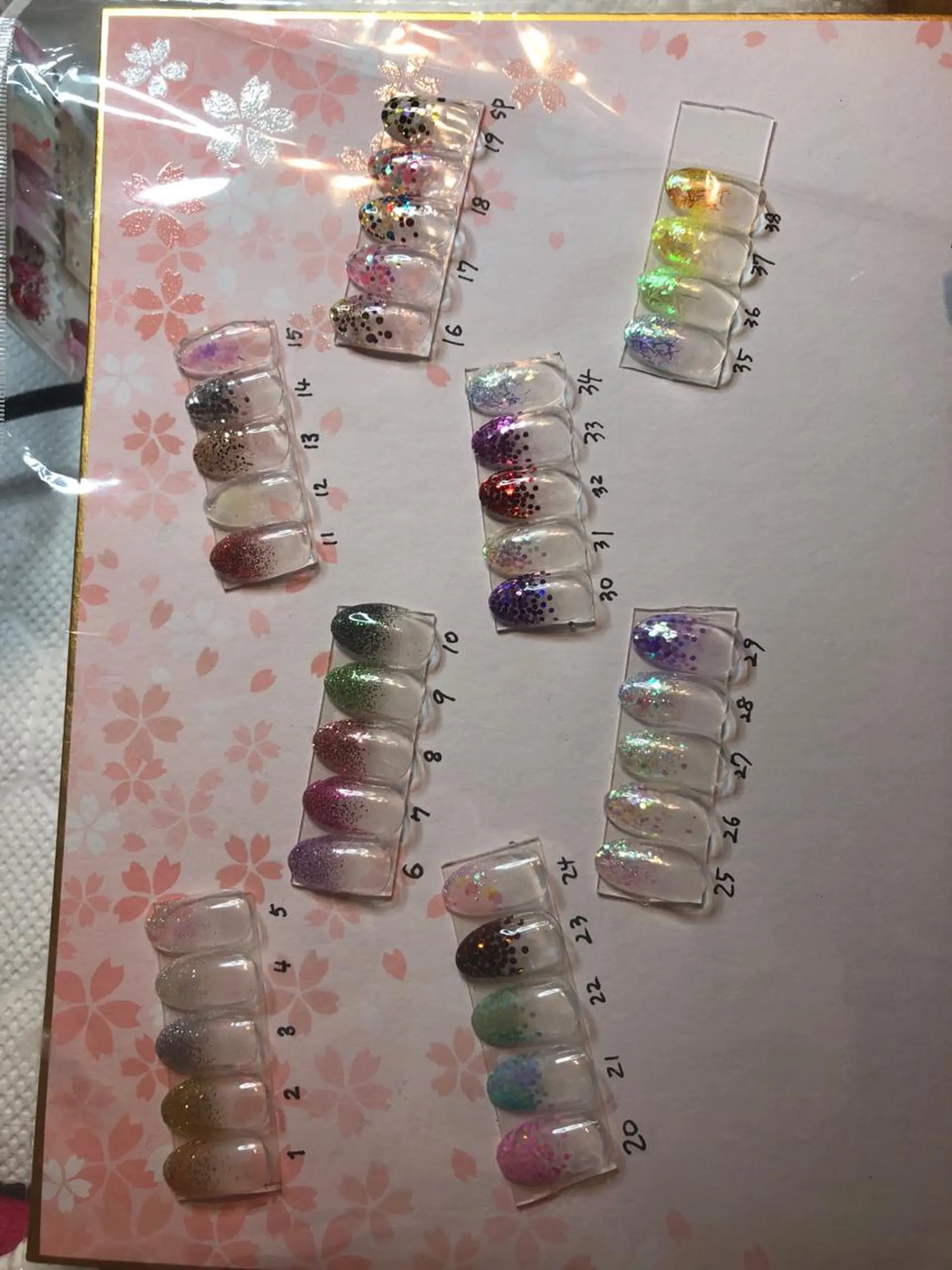 ミディアム ネイル 長さ出し専門 nynaのネイルデザイン