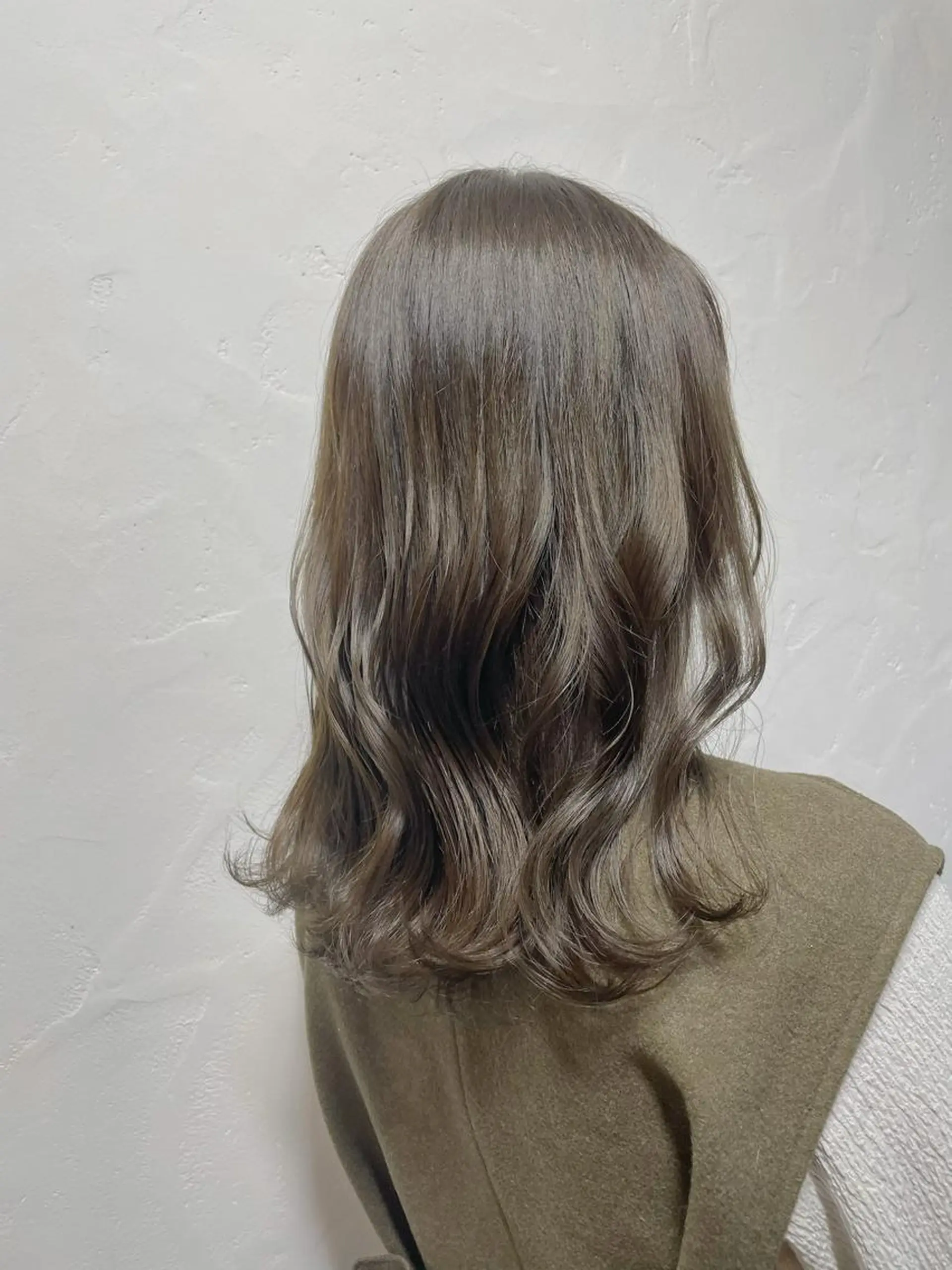 ミディアム ふわっとレイヤー 🪽スガヤハルミのヘアスタイル