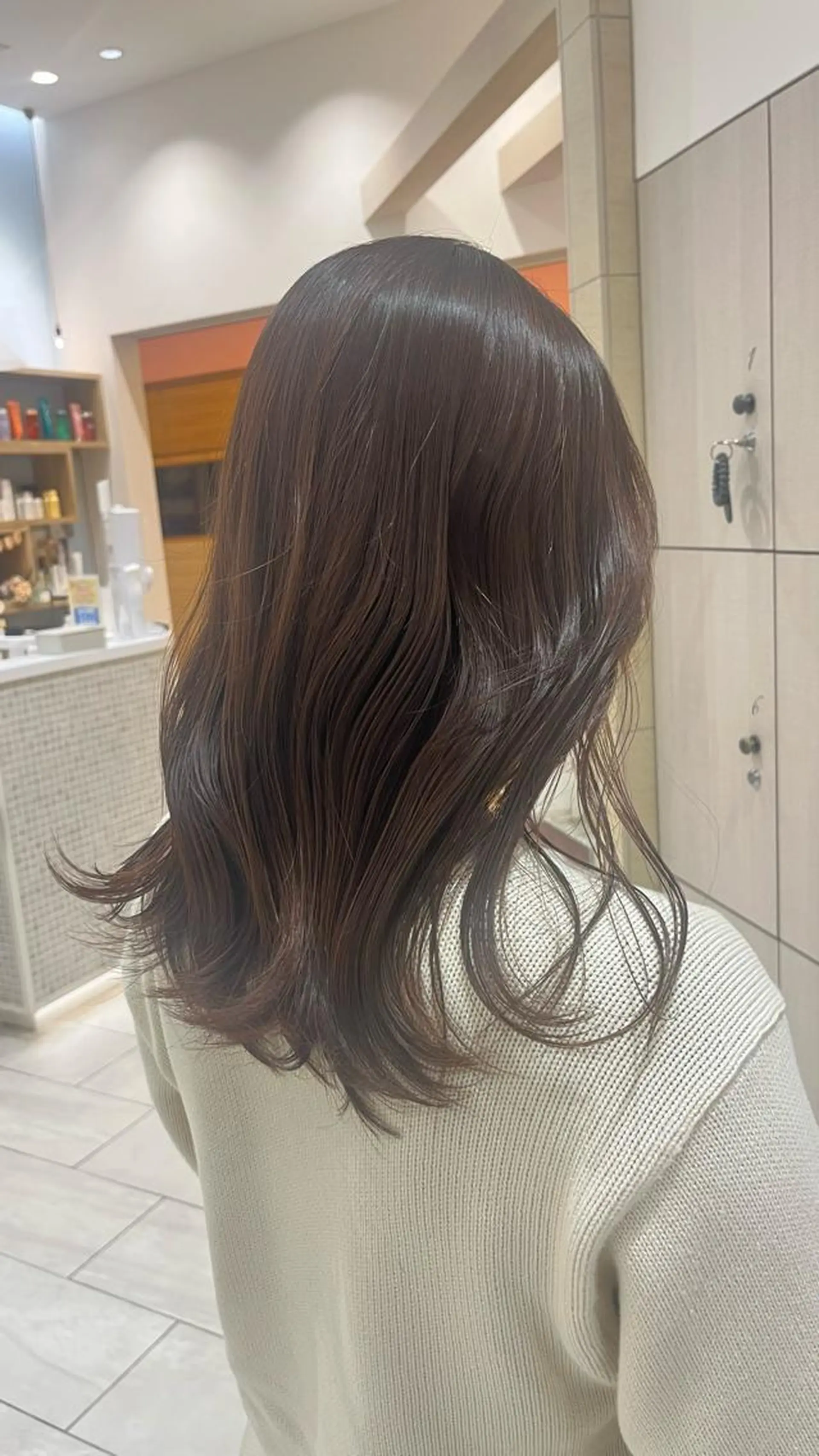 セミロング カラー ブリーチなしカラー 🥣髪質改善/はなえのヘアスタイル