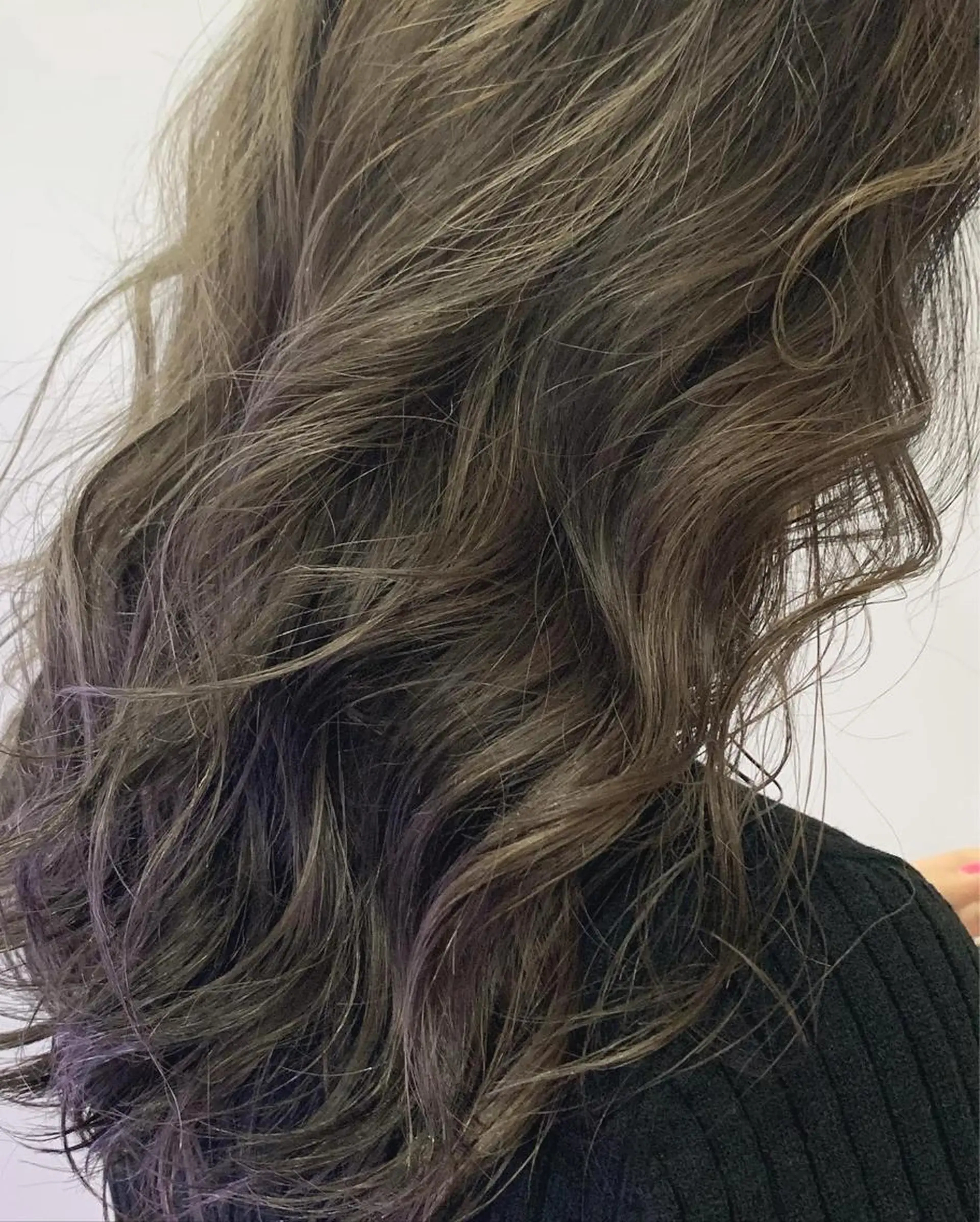 セミロング カラー AMI ウルフパーマ/メンズのヘアスタイル