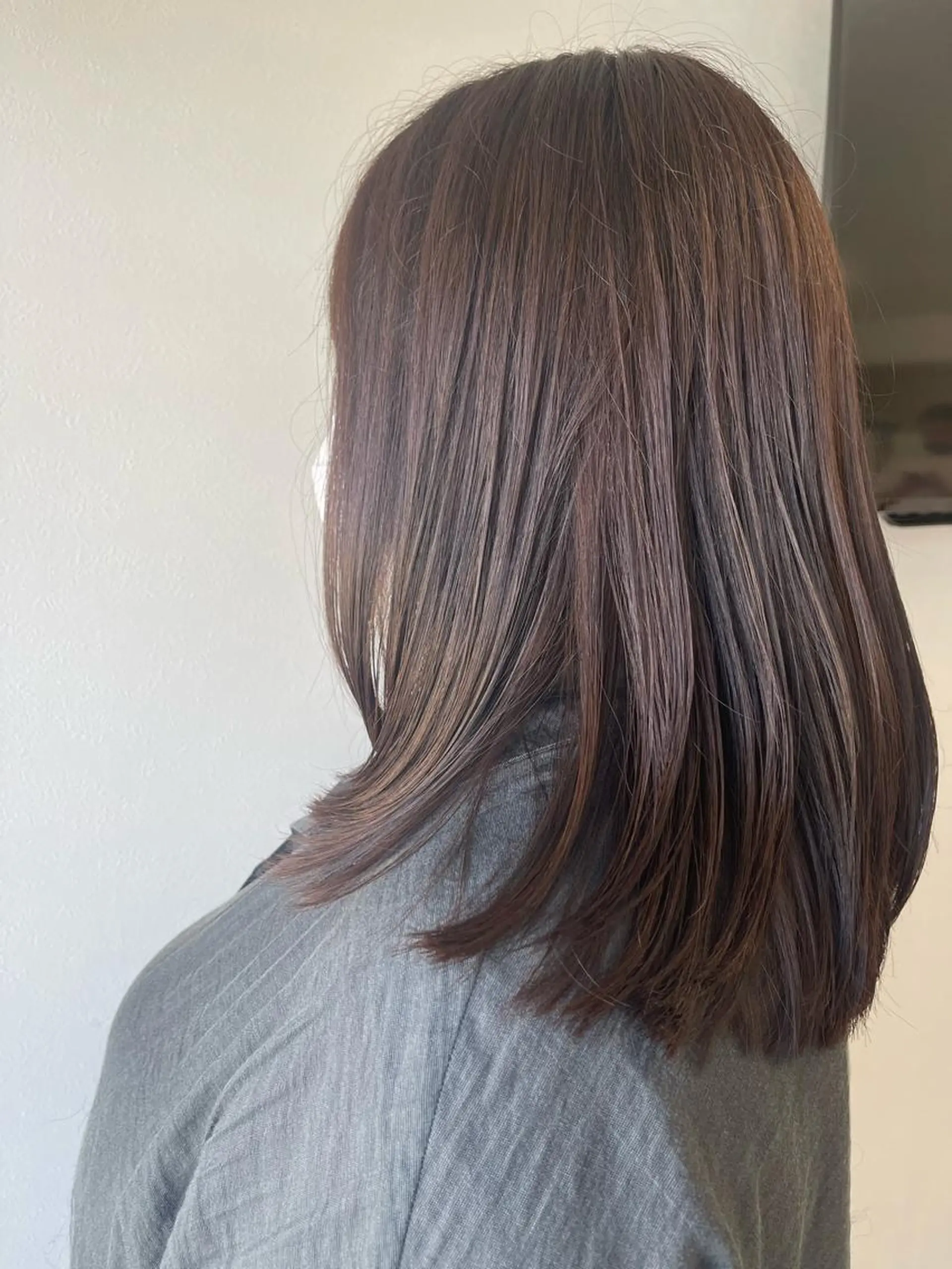 ミディアム 𝓜𝓮𝓛𝓲𝓟 冨樫果楠のヘアスタイル