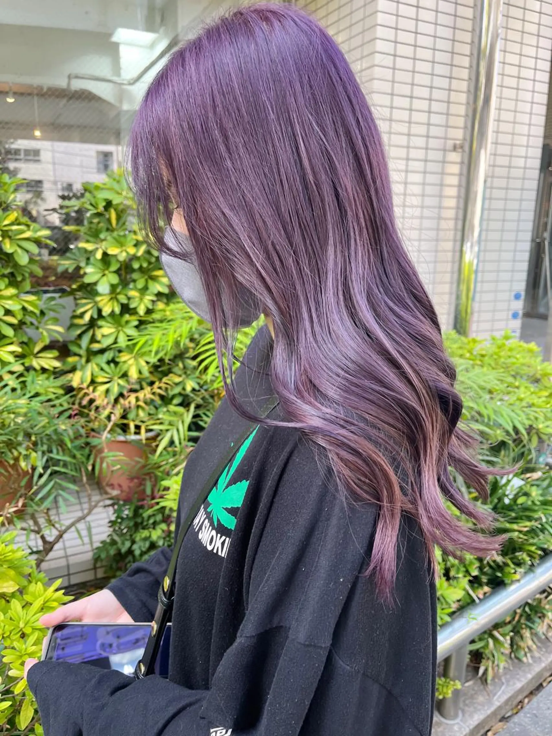 ロング カラー 編み込みエクステ シールエクステ バレイヤージュ ブリーチ ブロンド ヘアカラー モモカ/ハイトーン /バレイヤージュのヘアスタイル