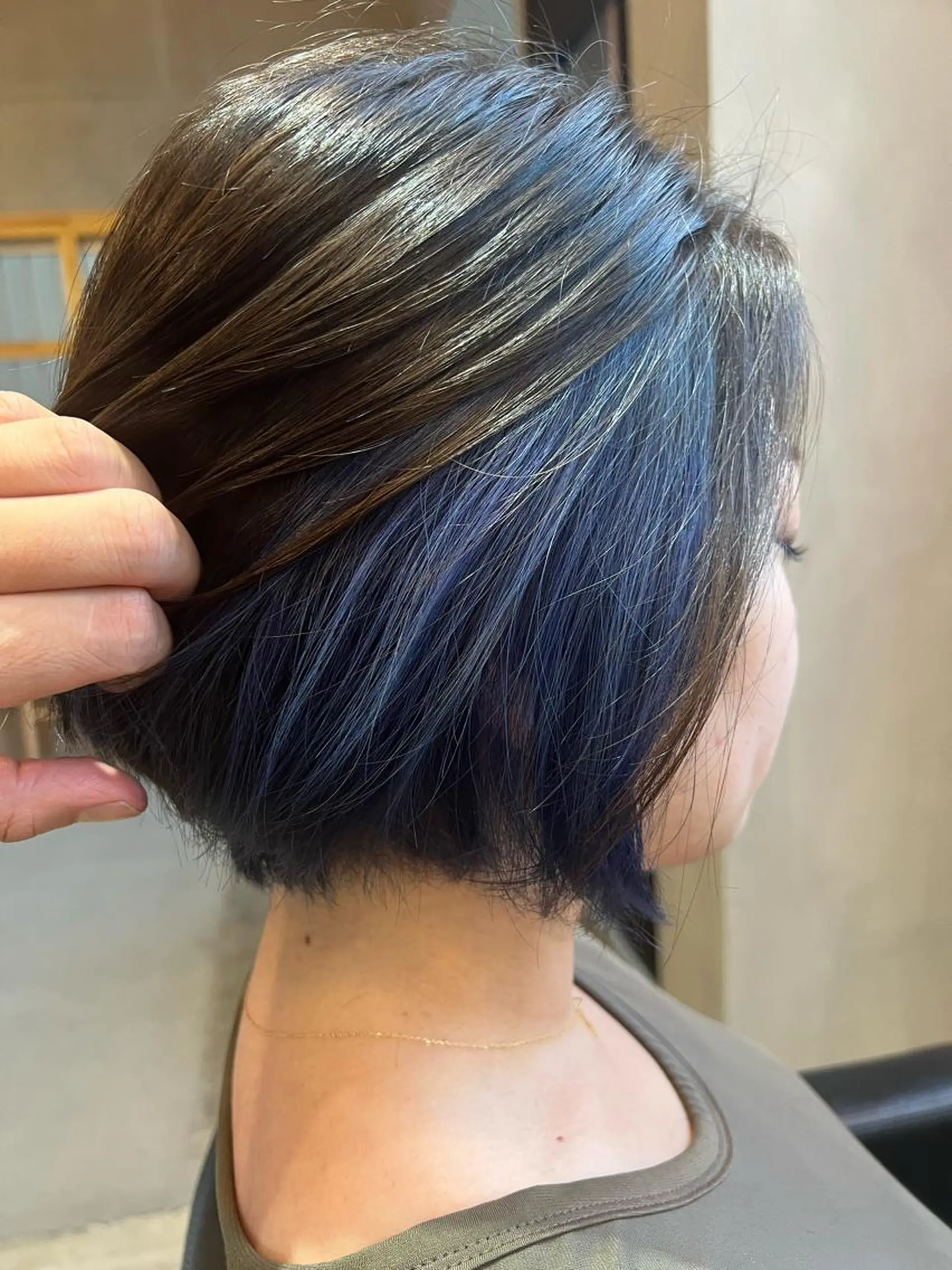 ショート カラー ハイライトカラー イルミナカラー ボブ ハイライト 髪質改善 カット ヘアカラー トリートメント シンヤヘアーズ 泉大津本店のヘアスタイル