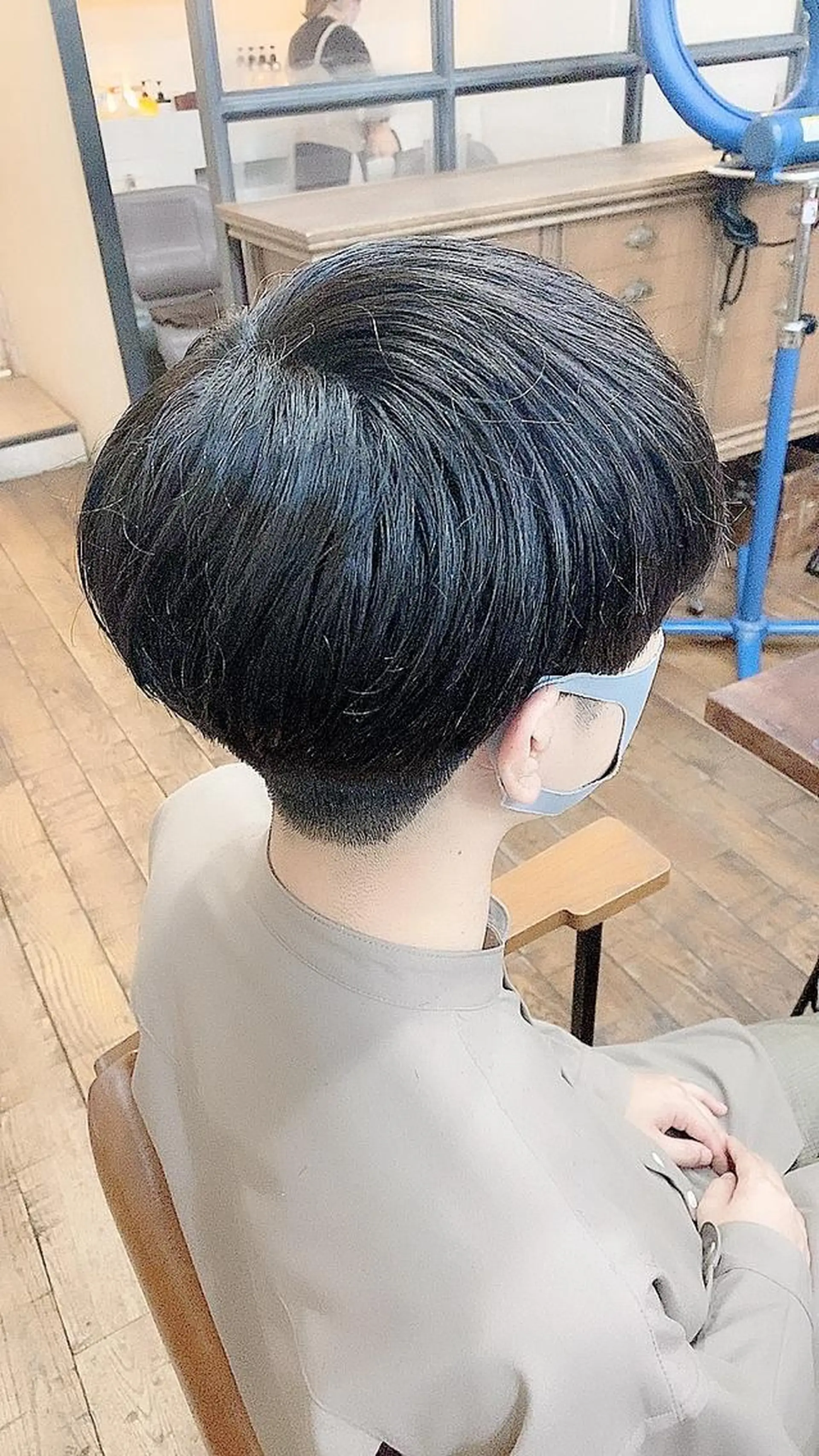 ショート メンズ マッシュ 刈り上げ 國分 伸也のヘアスタイル