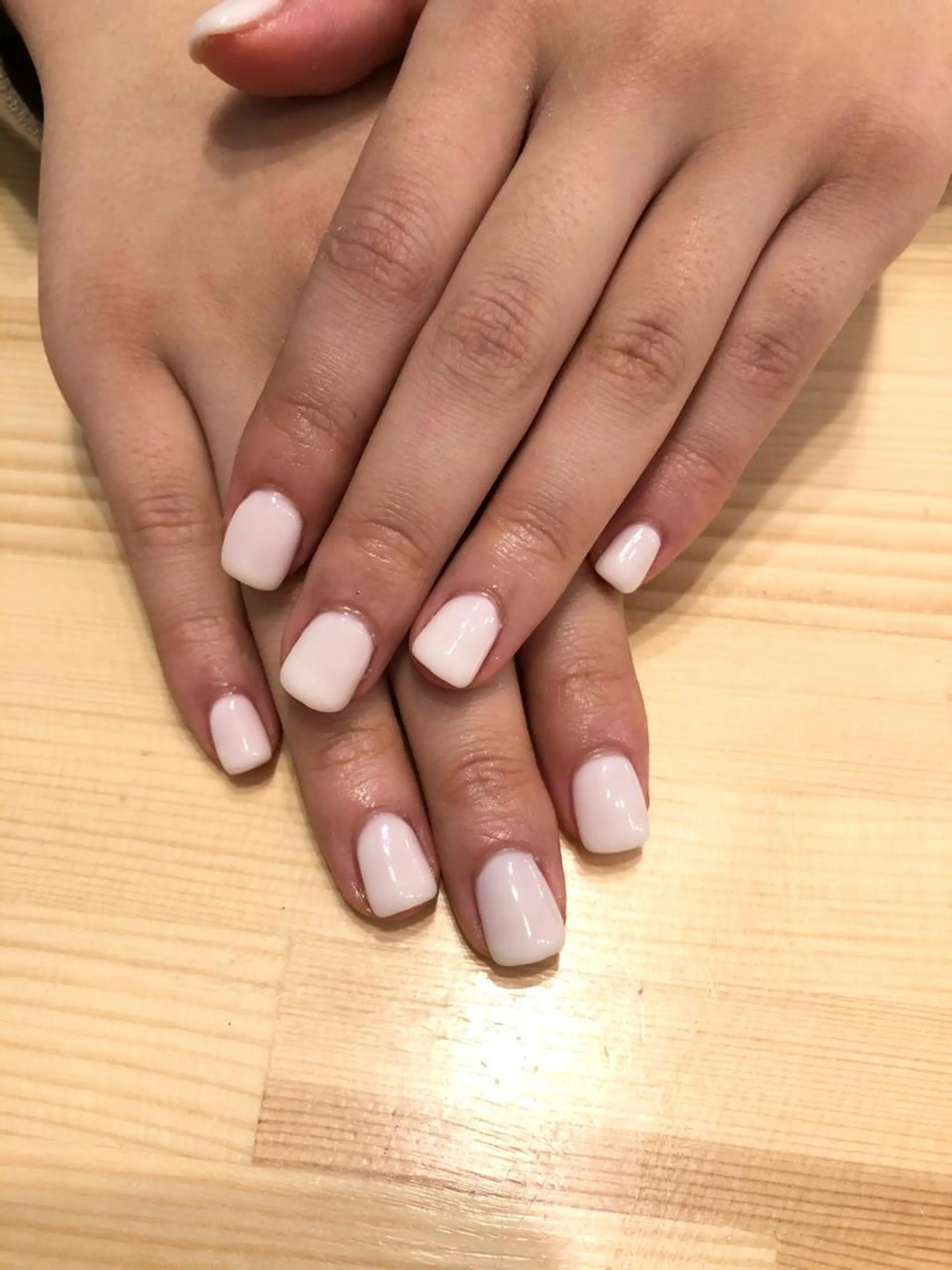 ネイル ワンカラーネイル ハンドネイル NAIL Alaia 𓇼のネイルデザイン