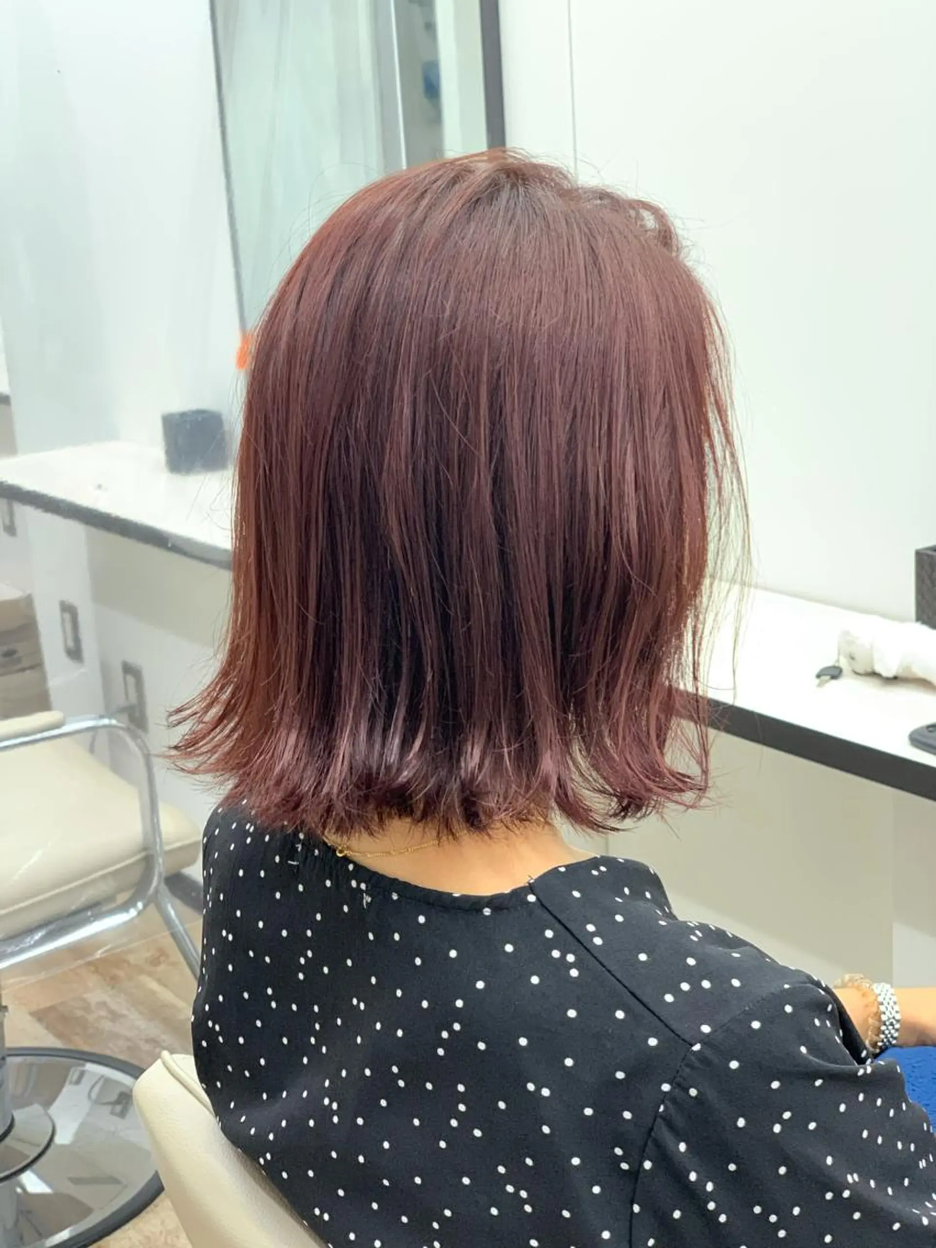 ミディアム カラー ボブ 外ハネヘア 栄/久屋大通り/韓国 /透明感/横山🩵のヘアスタイル