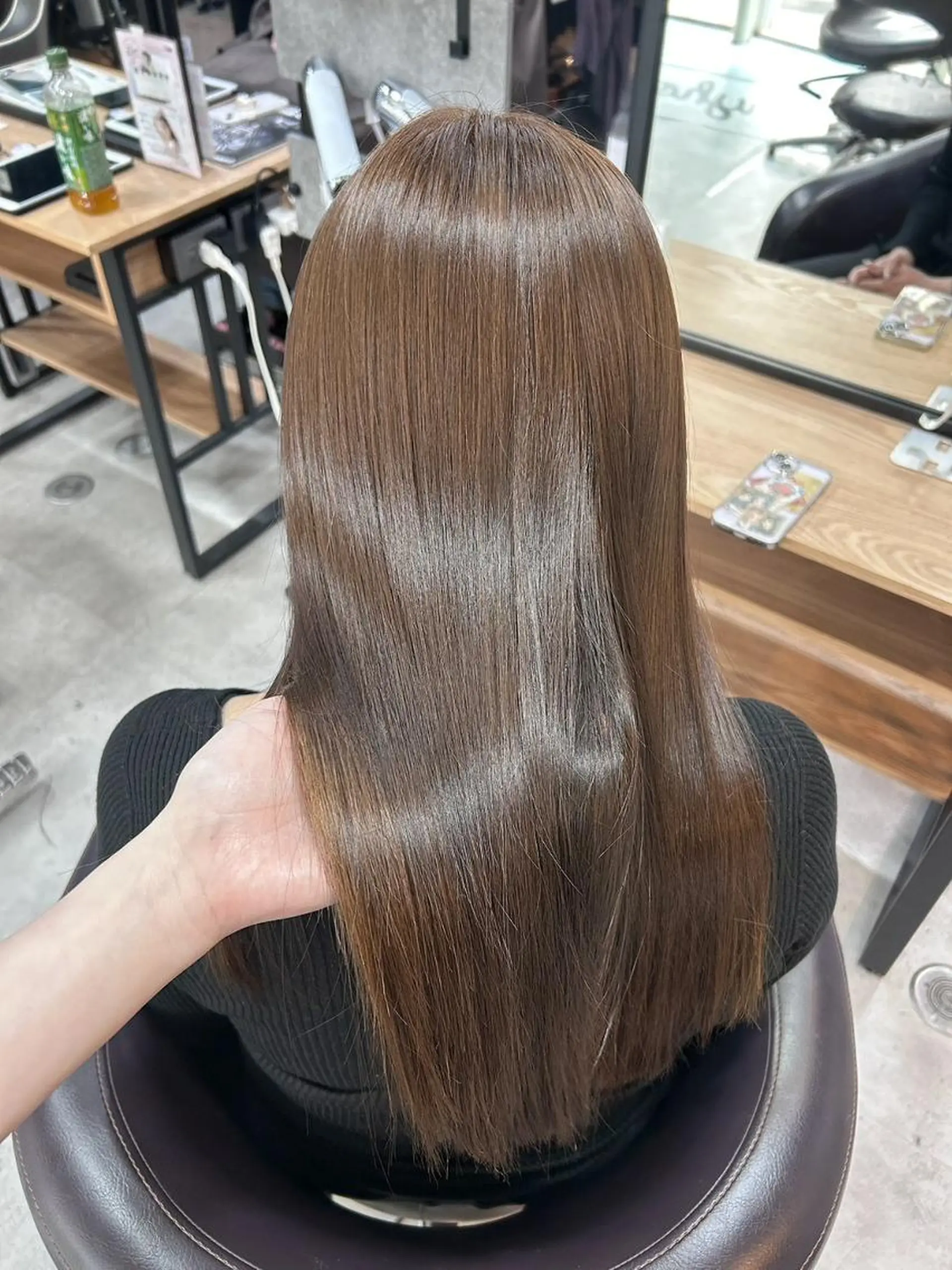 ロング カット ヘアカラー 縮毛矯正 ハイトーン×艶カラー 🤍MIZUKIのヘアスタイル
