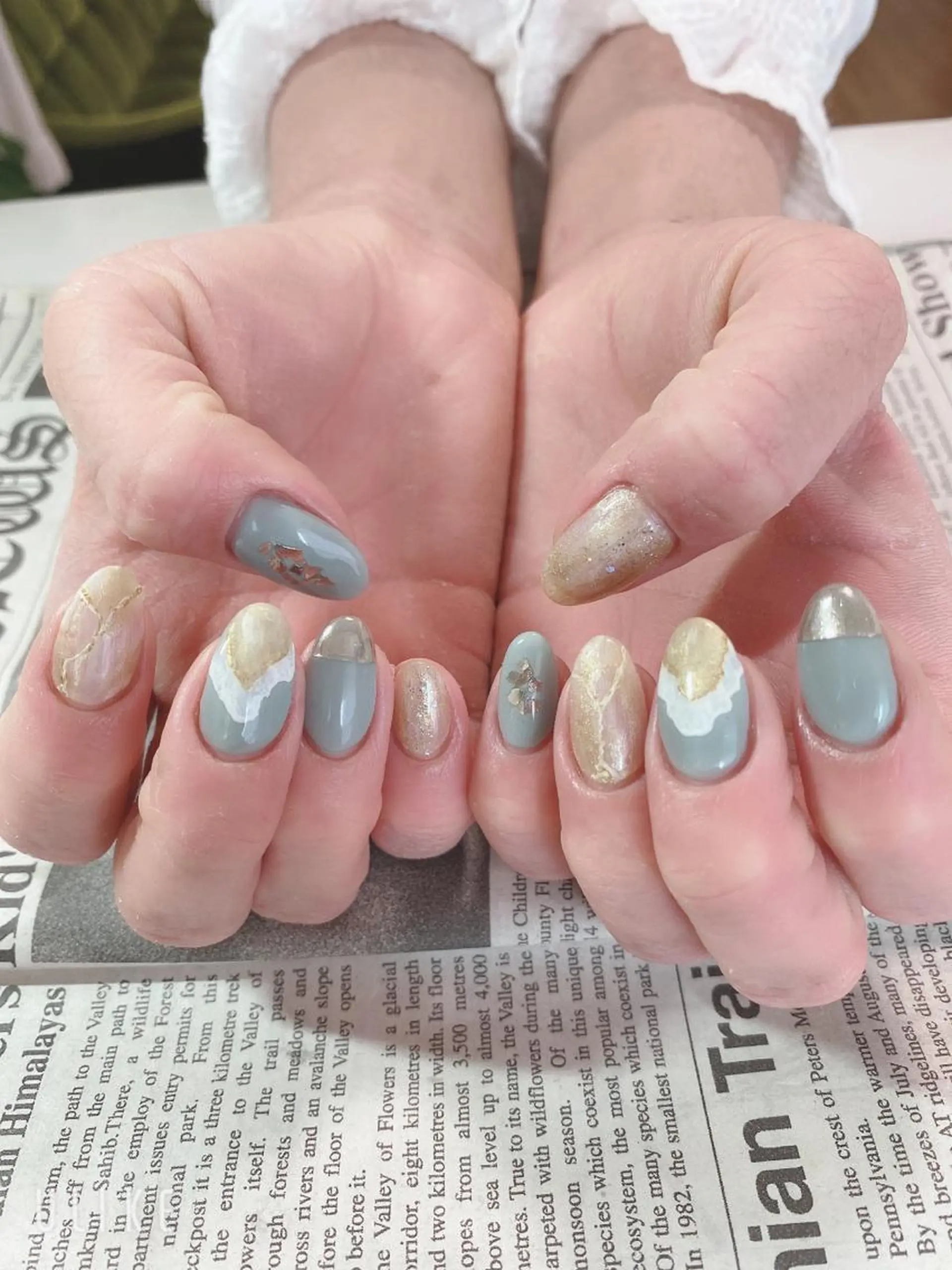 ネイル ミラーネイル ハンドネイル ハンドケア 森山 舞のネイルデザイン