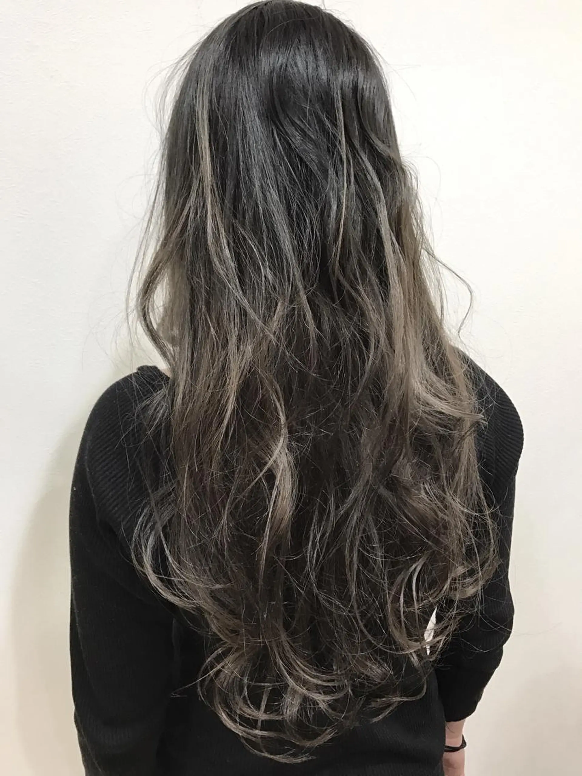 ロング カラー パーマ、髪質改善 川崎祐介のヘアスタイル